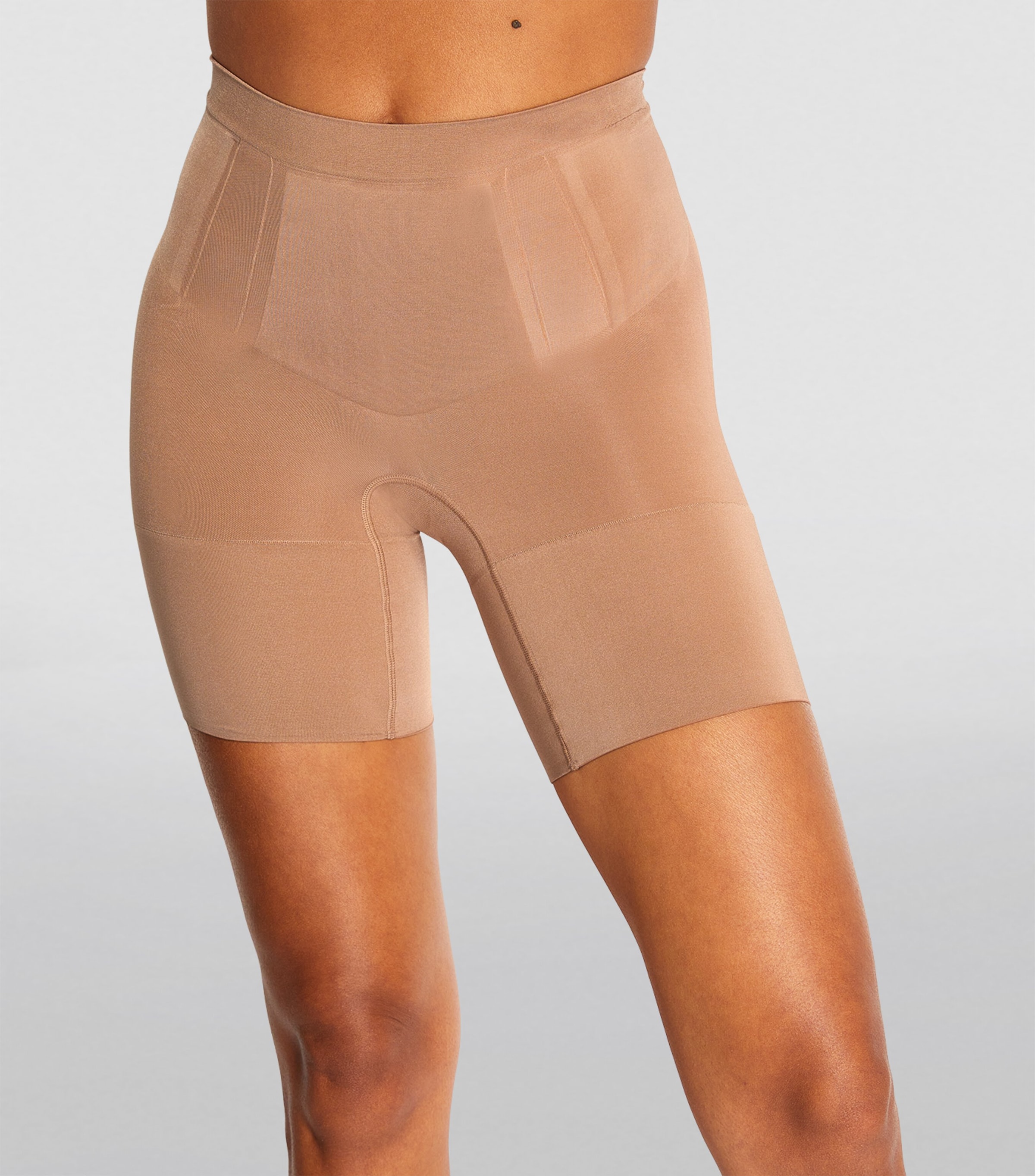 SPANXsculpt OnCore Mid-Thigh Shorts - Firm Control CAFÉ AU LAIT Image 2