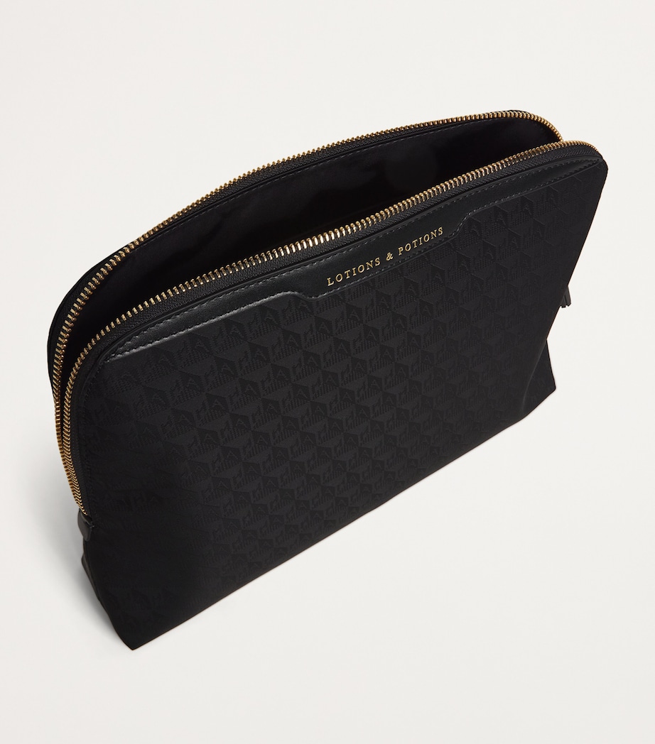 Logo Jacquard Lotions and Potions Pouch BLACK Image 2