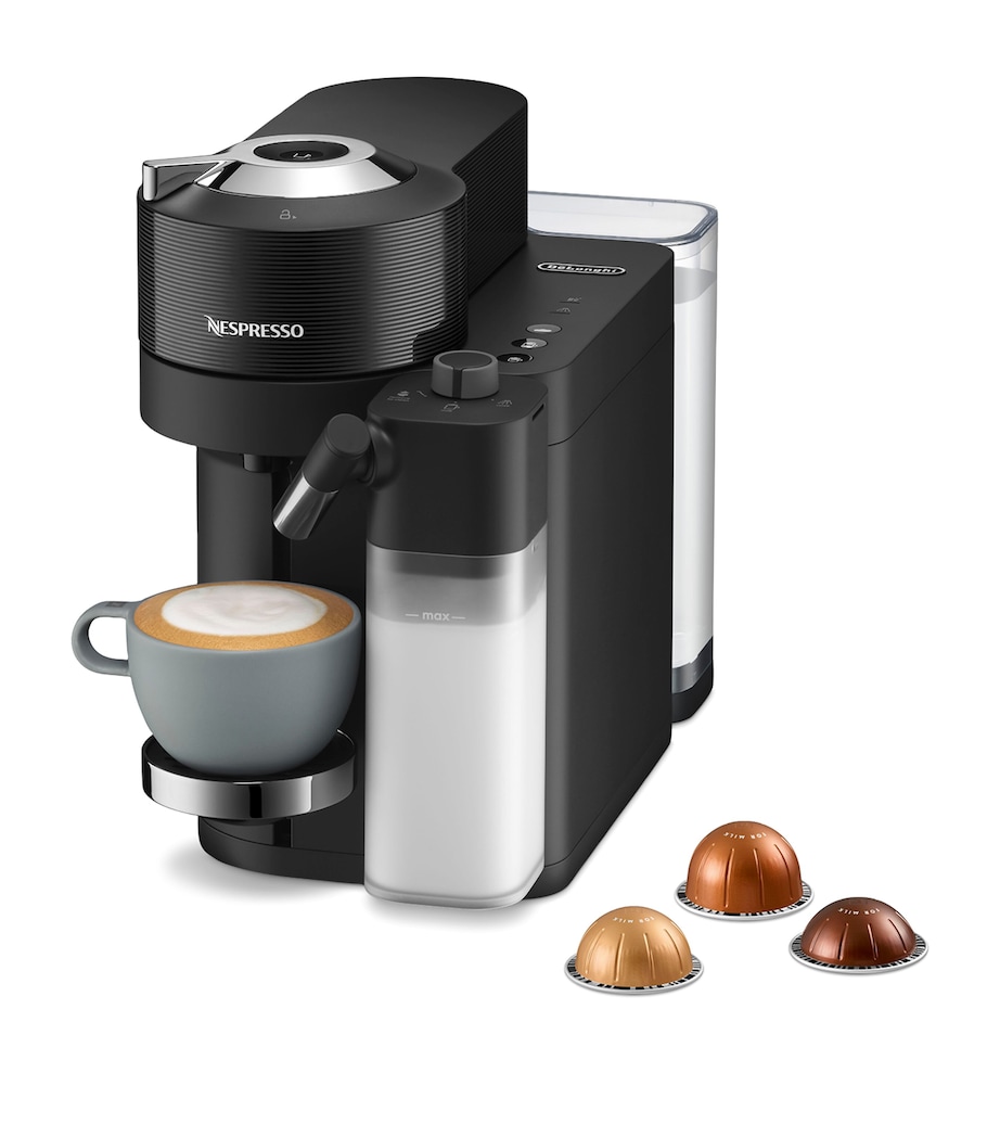 Vertuo Lattissima Coffee Machine BLACK Image 4