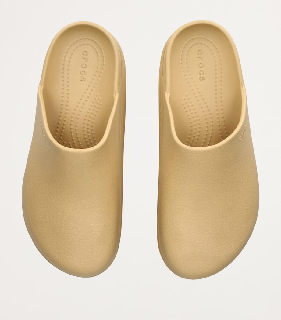 Crocs Platform Dylan Clogs Beige Image 4