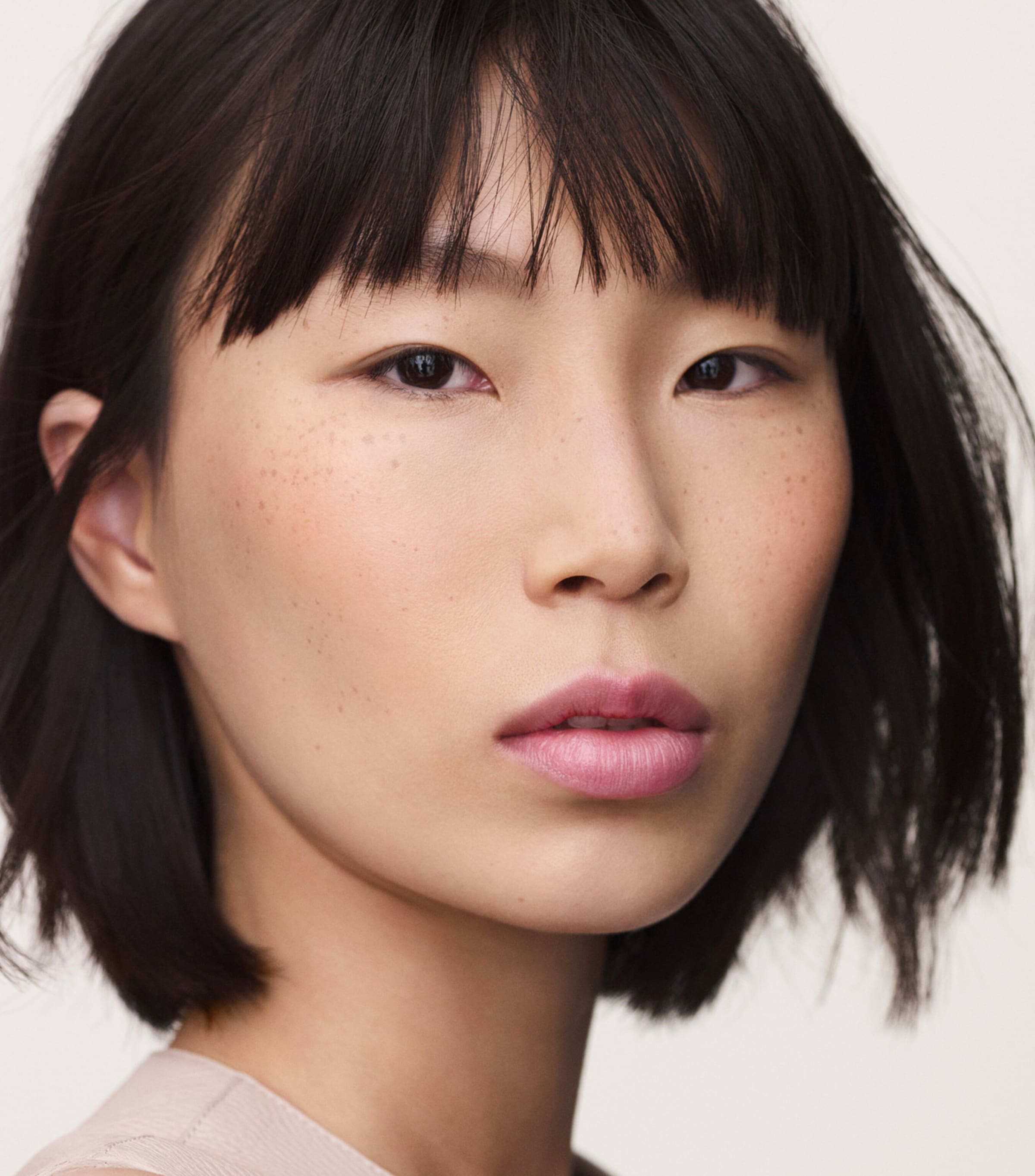 Plein Air Radiant Matte Powder POUDRE ÉCLAT MATIFIANT, NUAGE Image 5