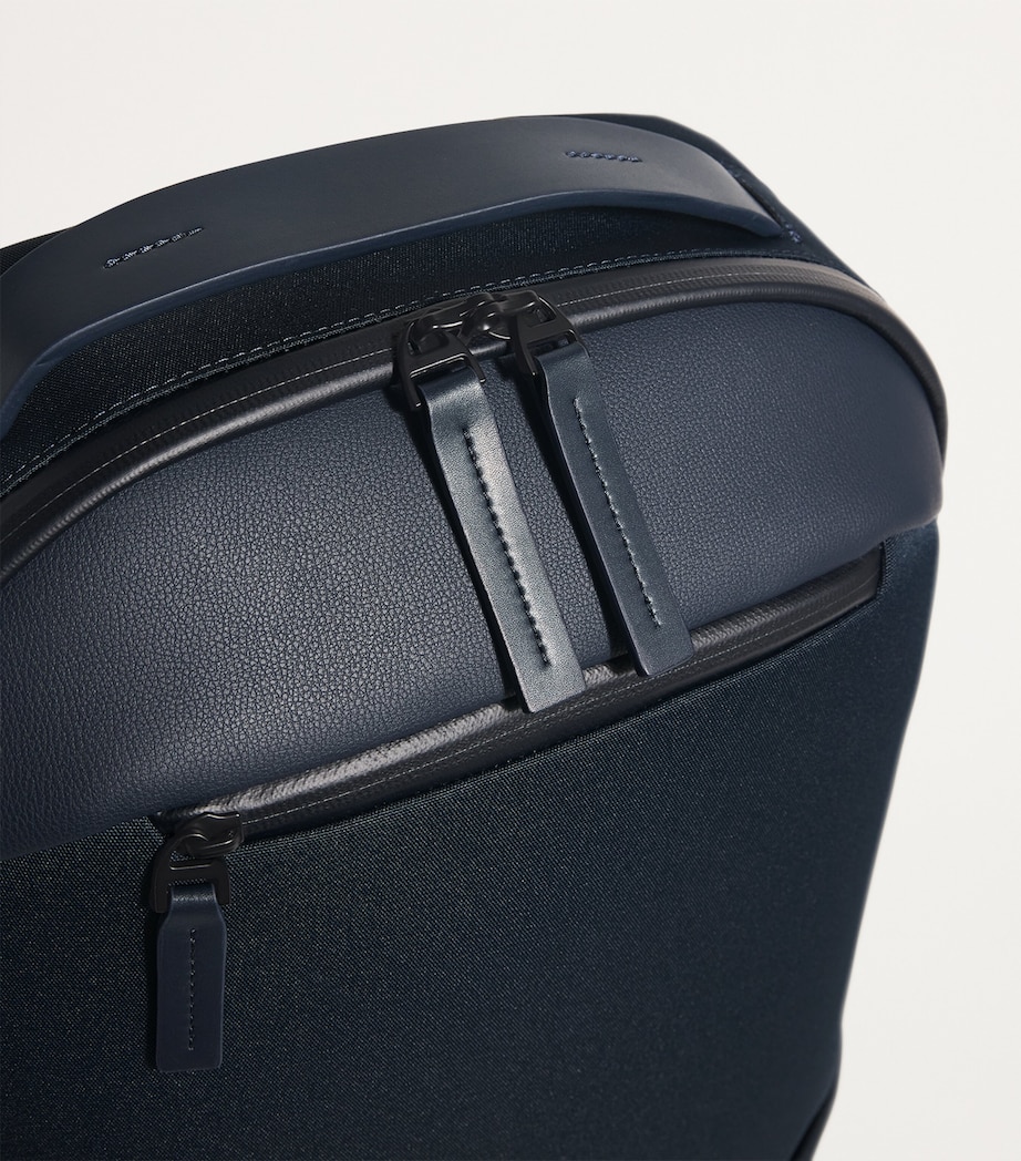 Apex 3.0 Backpack NAVY Image 4