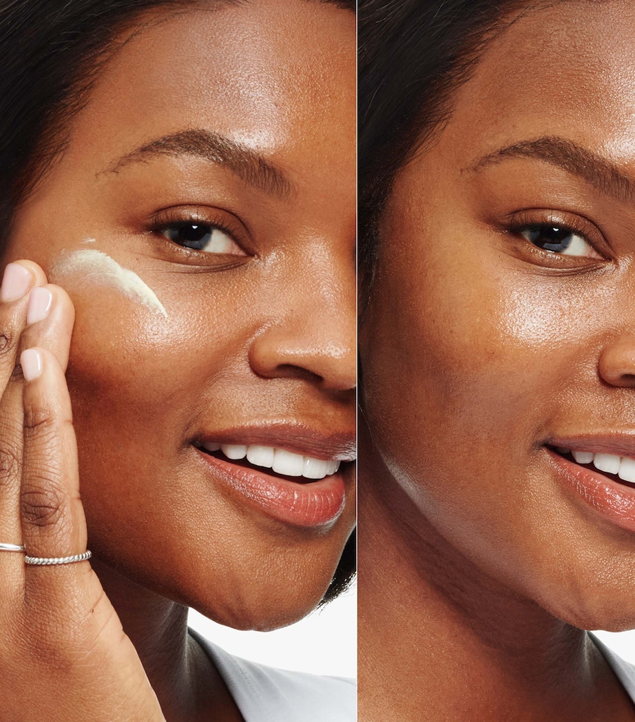 Dramatically Different Moisturizing Lotion SPF 50+ (50ml) NO COLOUR Image 5