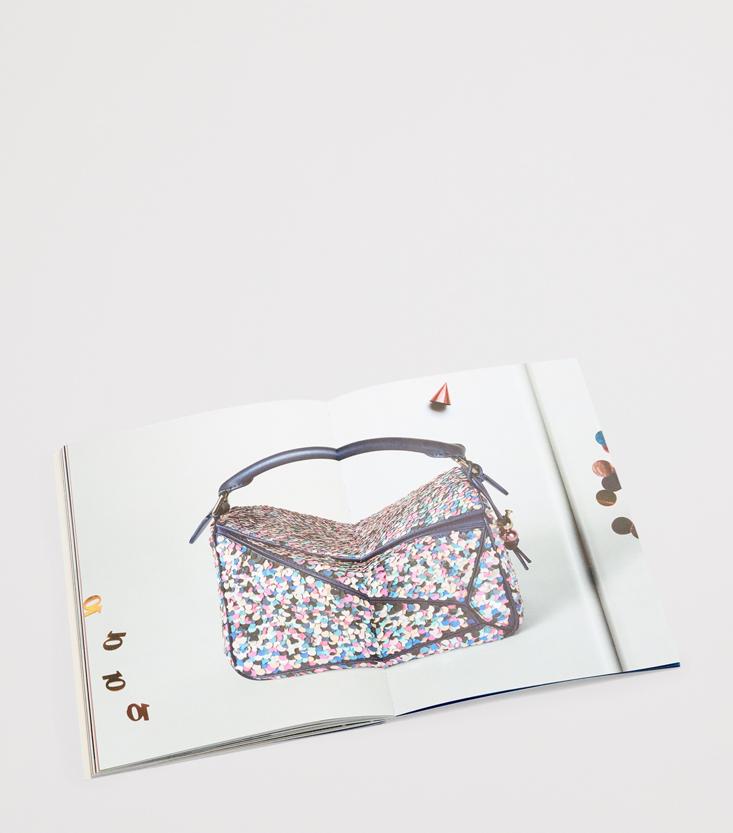 【直営】LOEWE クラシック パズル10コンフェッティバッグ LOEWE