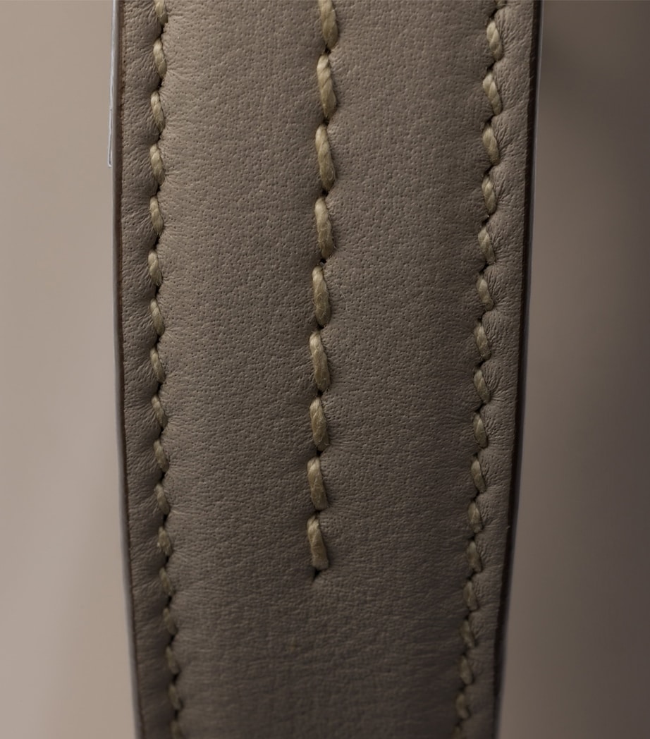 Medium Leather Soft Sound Shoulder Bag F0D32 Image 5