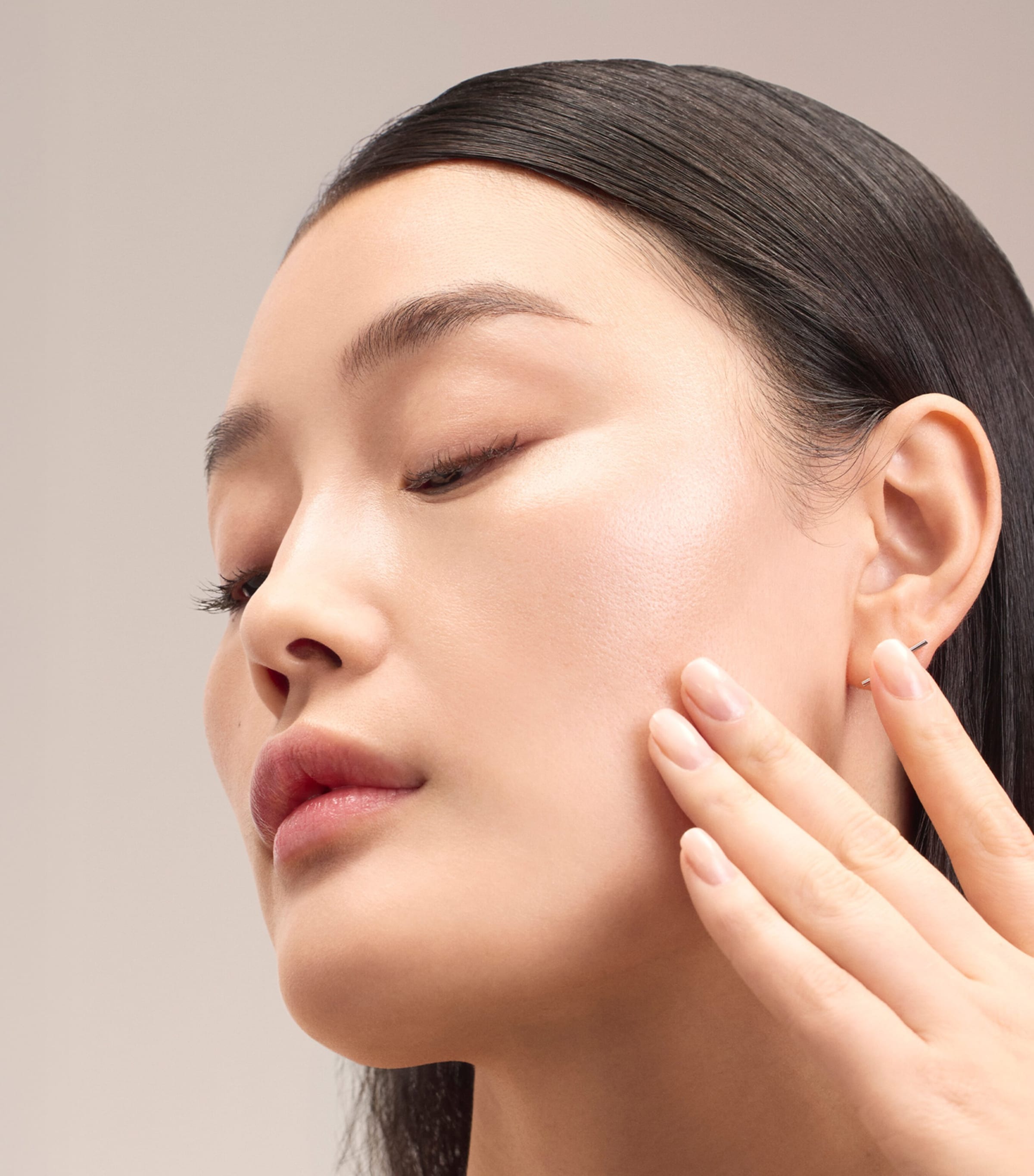 White Caviar Essence Extraordinaire (150ml) NO COLOUR Image 5