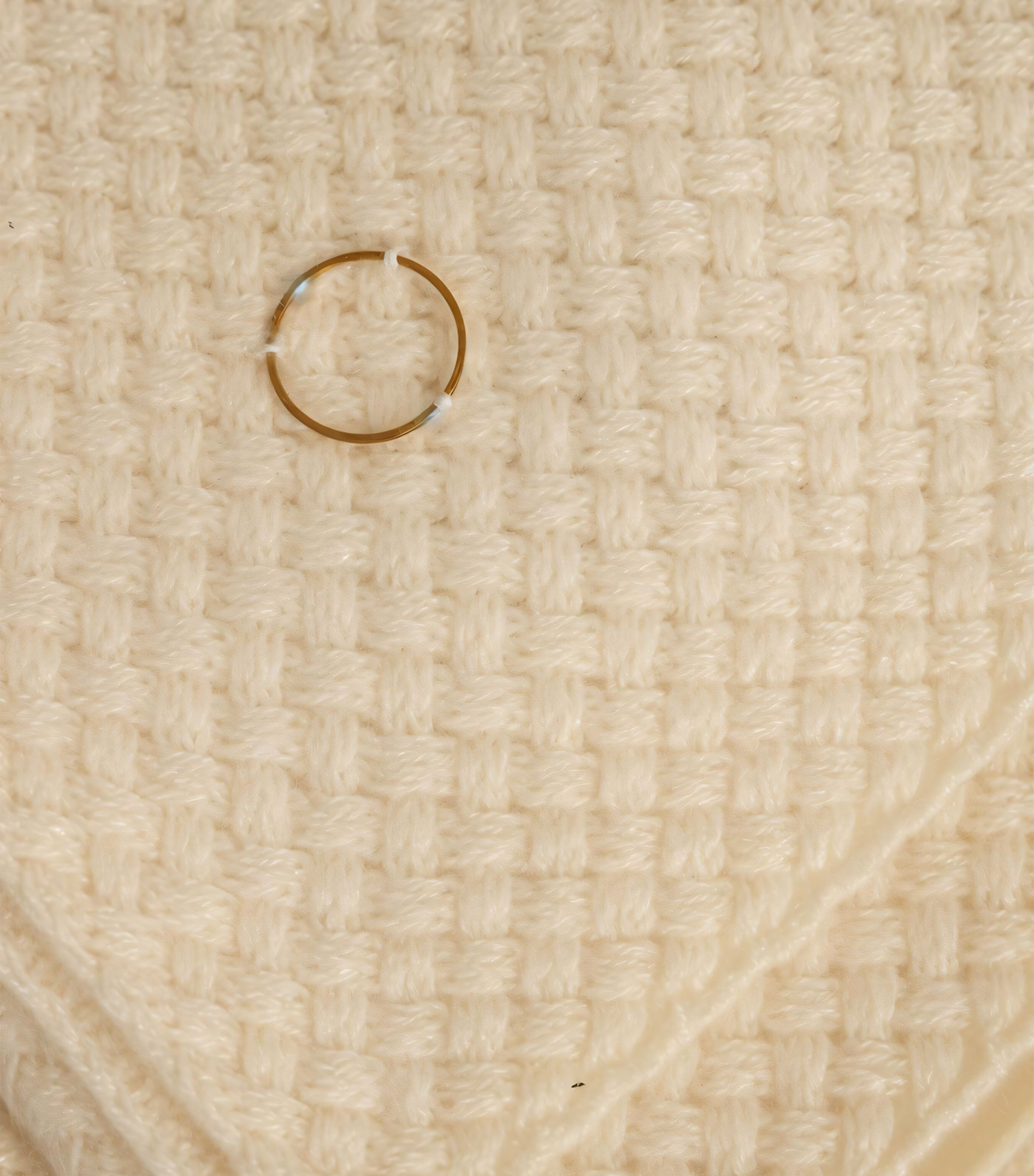 Oyuna Cashmere Maple Bedspread (250cm x 200cm) Ivory Image 3