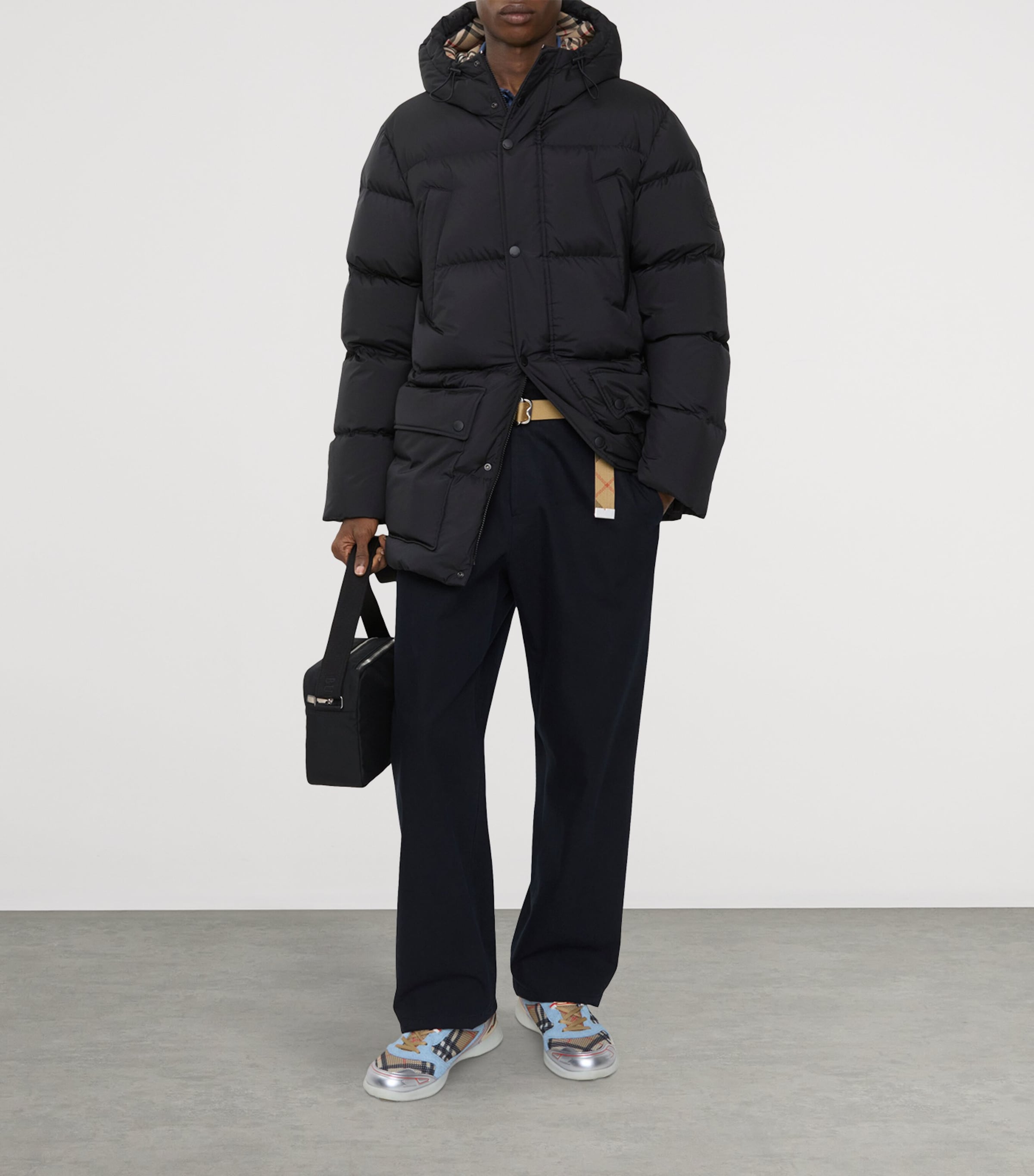 Hooded Down Puffer Jacket BLACK Image 2