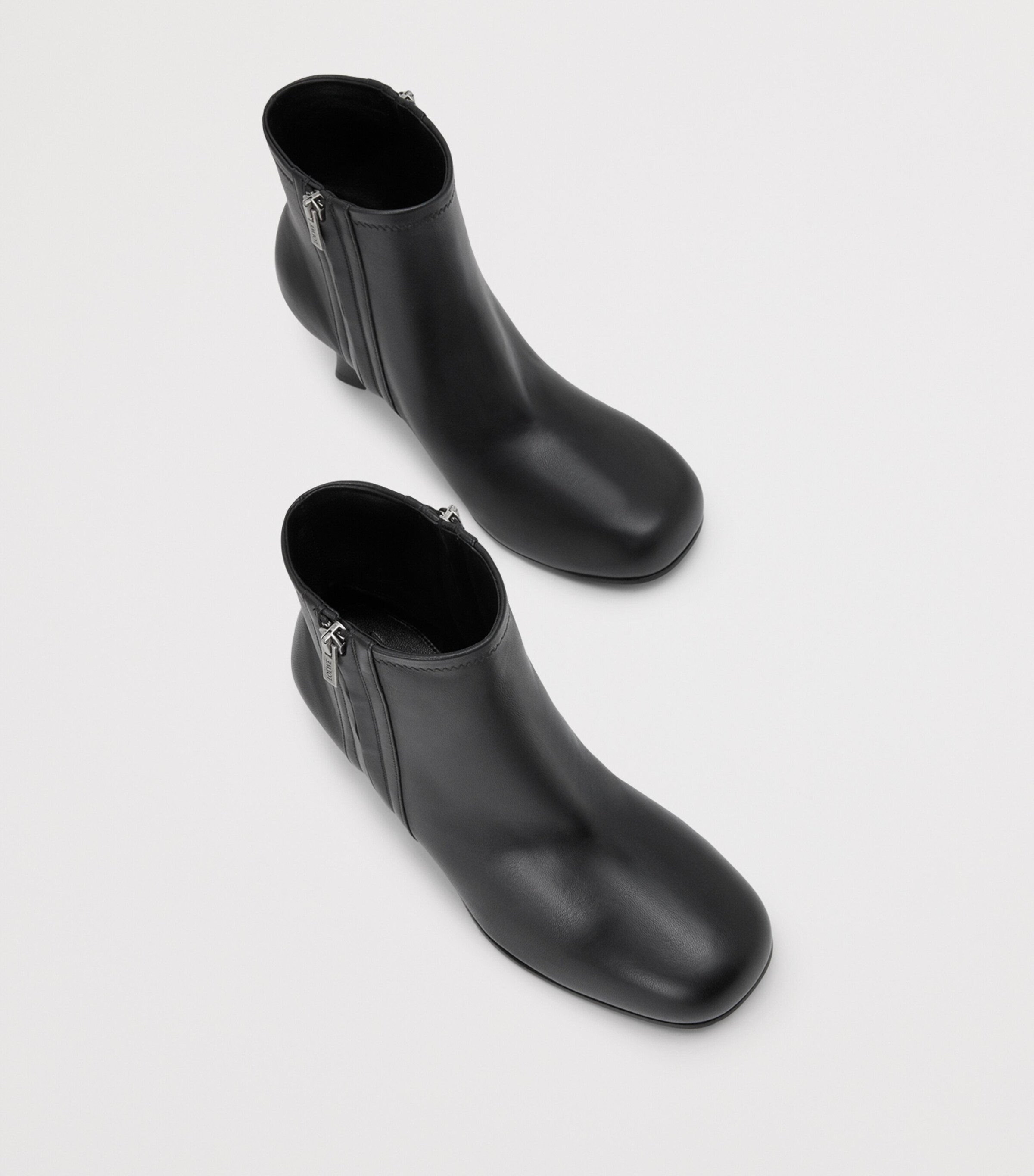 Leather Bobine Ankle Boots 75 BLACK Image 4