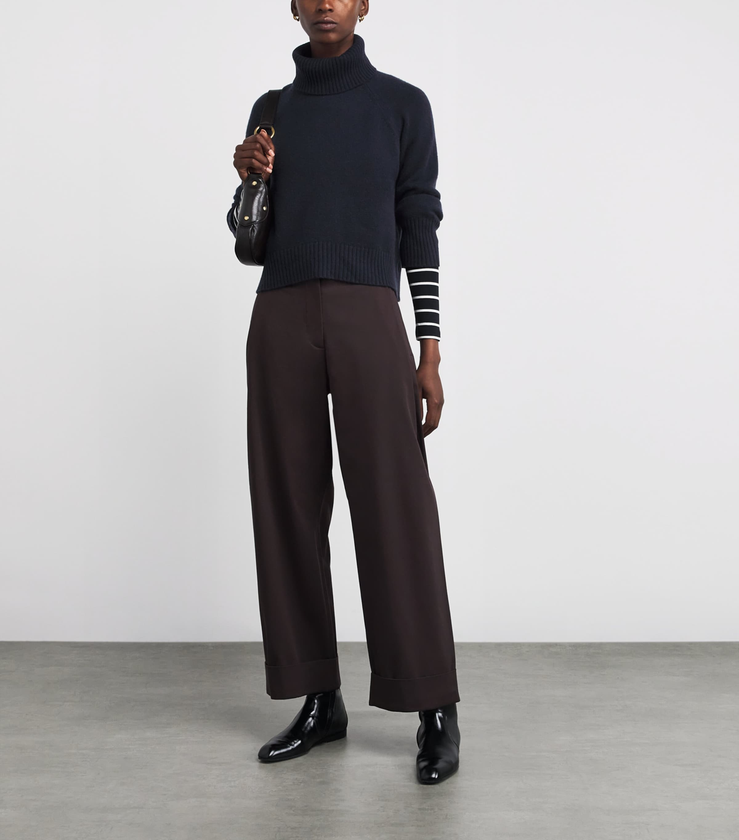 Cashmere Rollneck Sweater NAVY Image 2