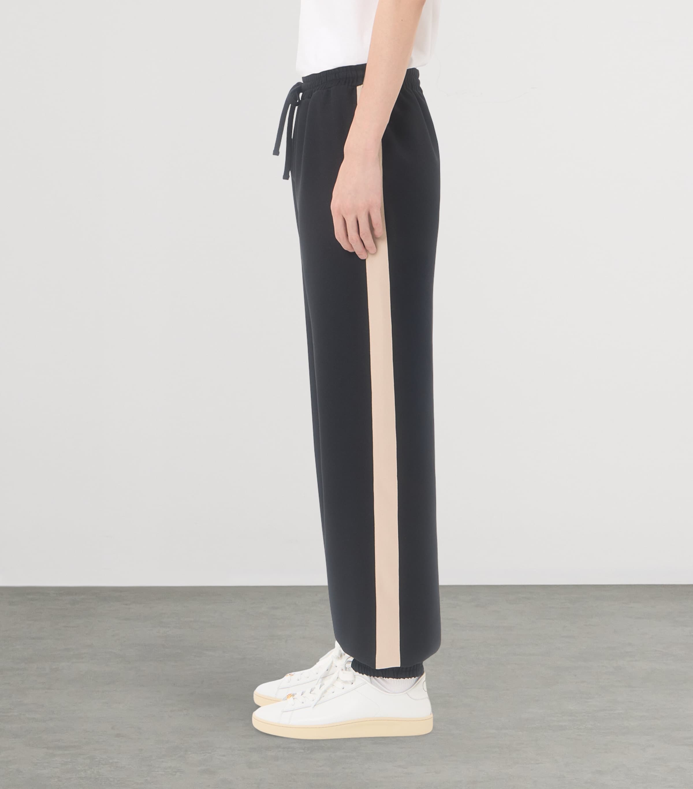 Valentino Garavani Mens Jersey VGold Sweatpants Image 3