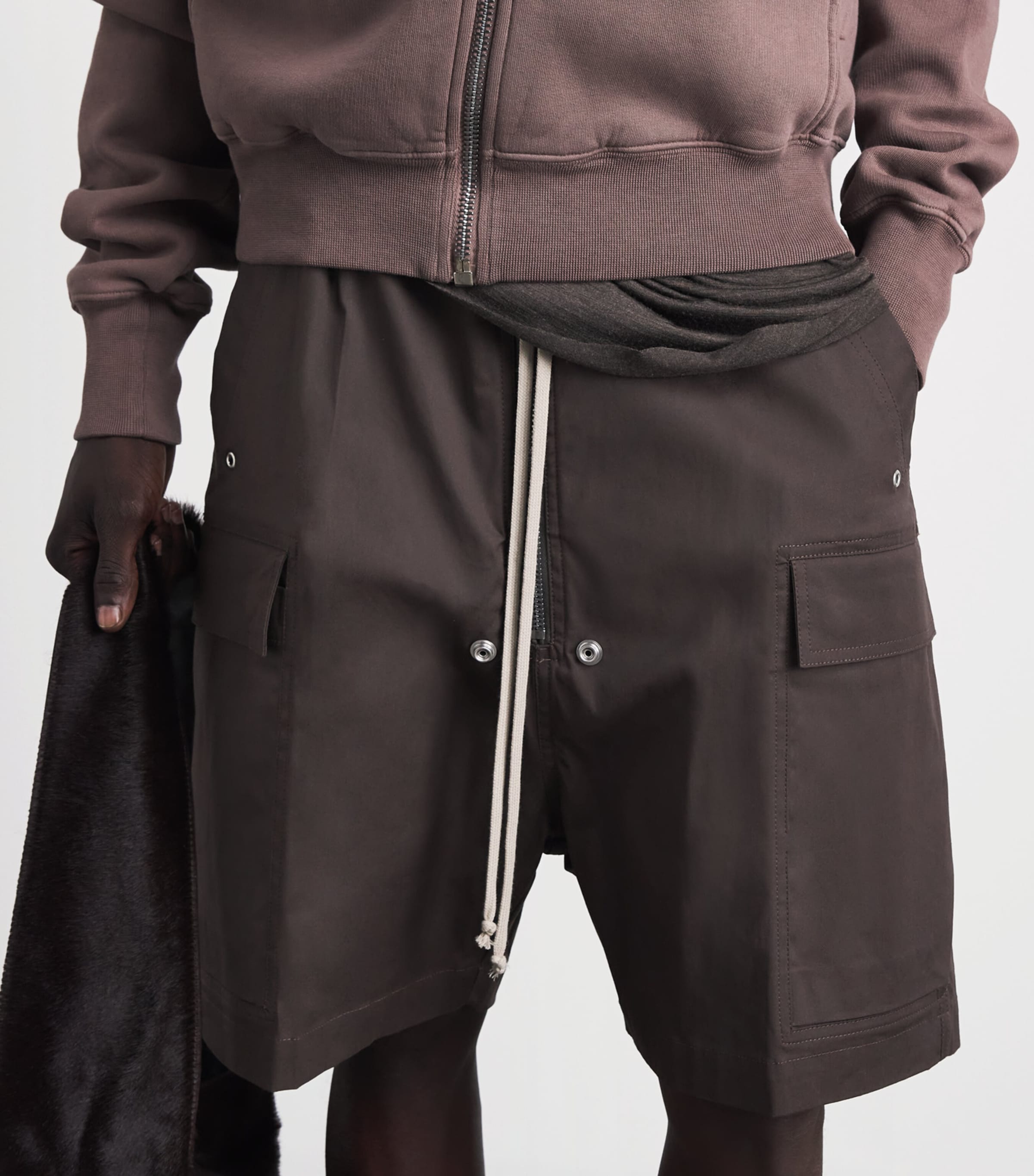 Rick Owens Mens Cargobela Shorts Drk Dust Image 3