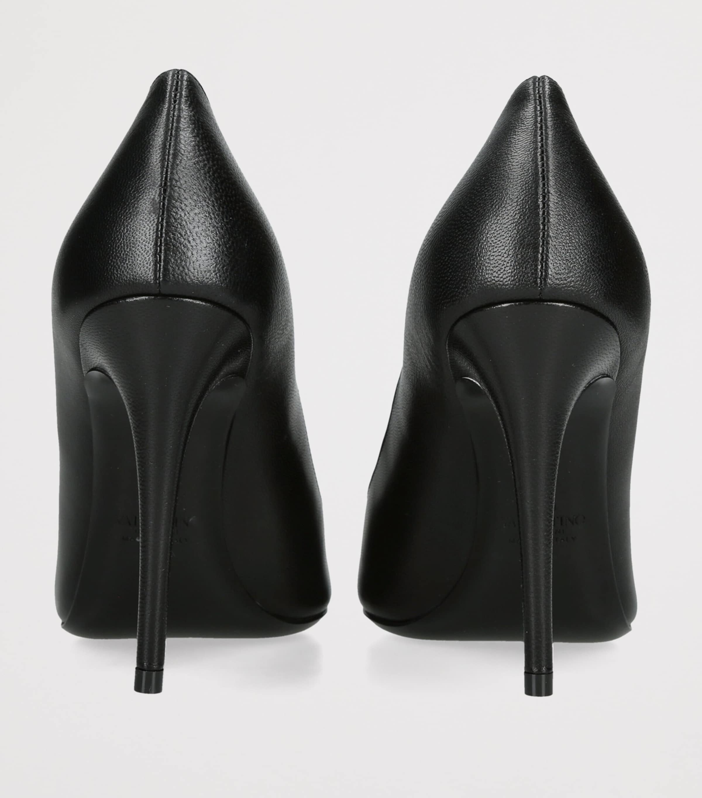 Valentino Garavani Womens Leather Heartip Pumps 100 Black Image 2