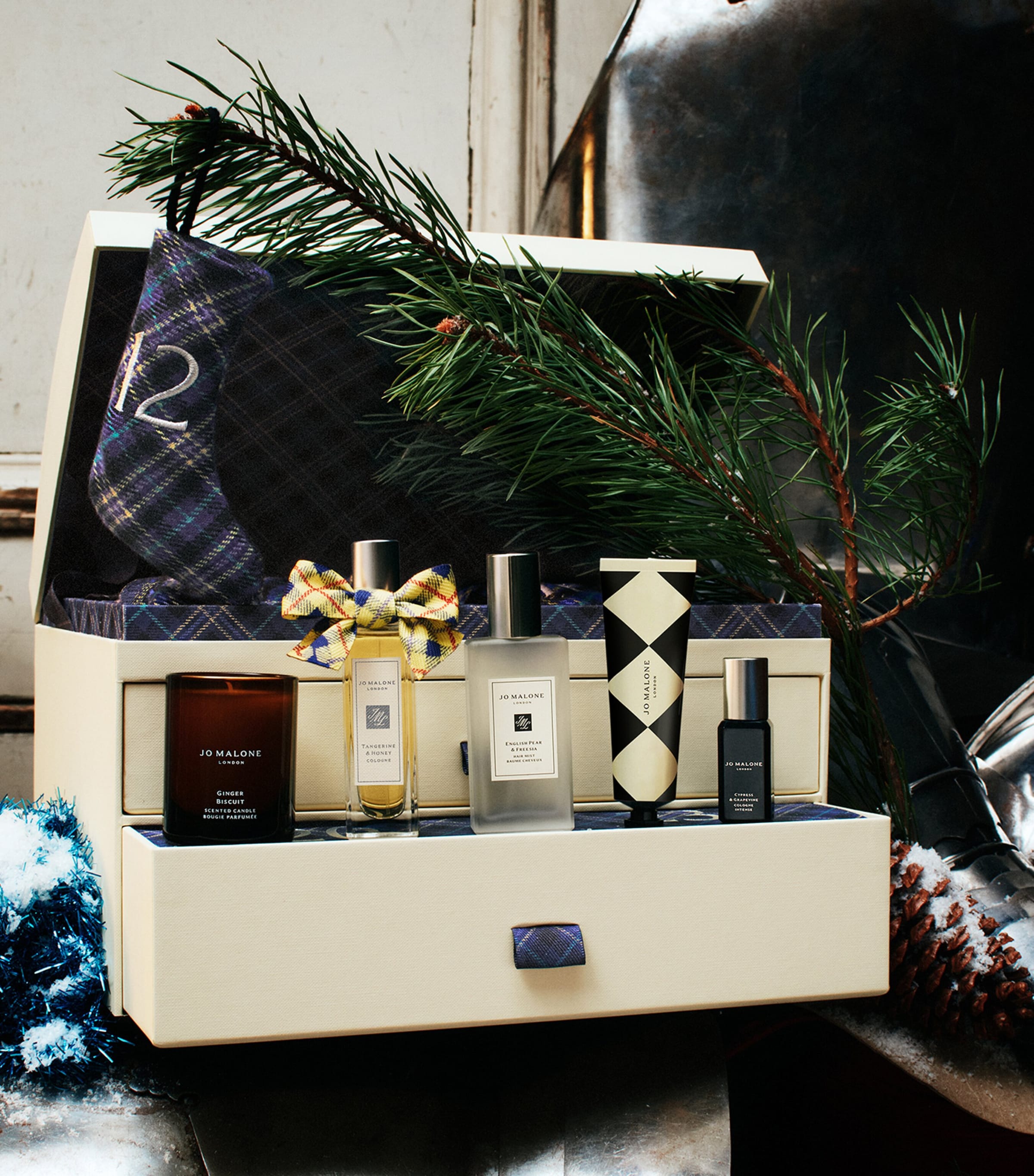 Jo Malone London 25-Day Advent Calendar Image 6