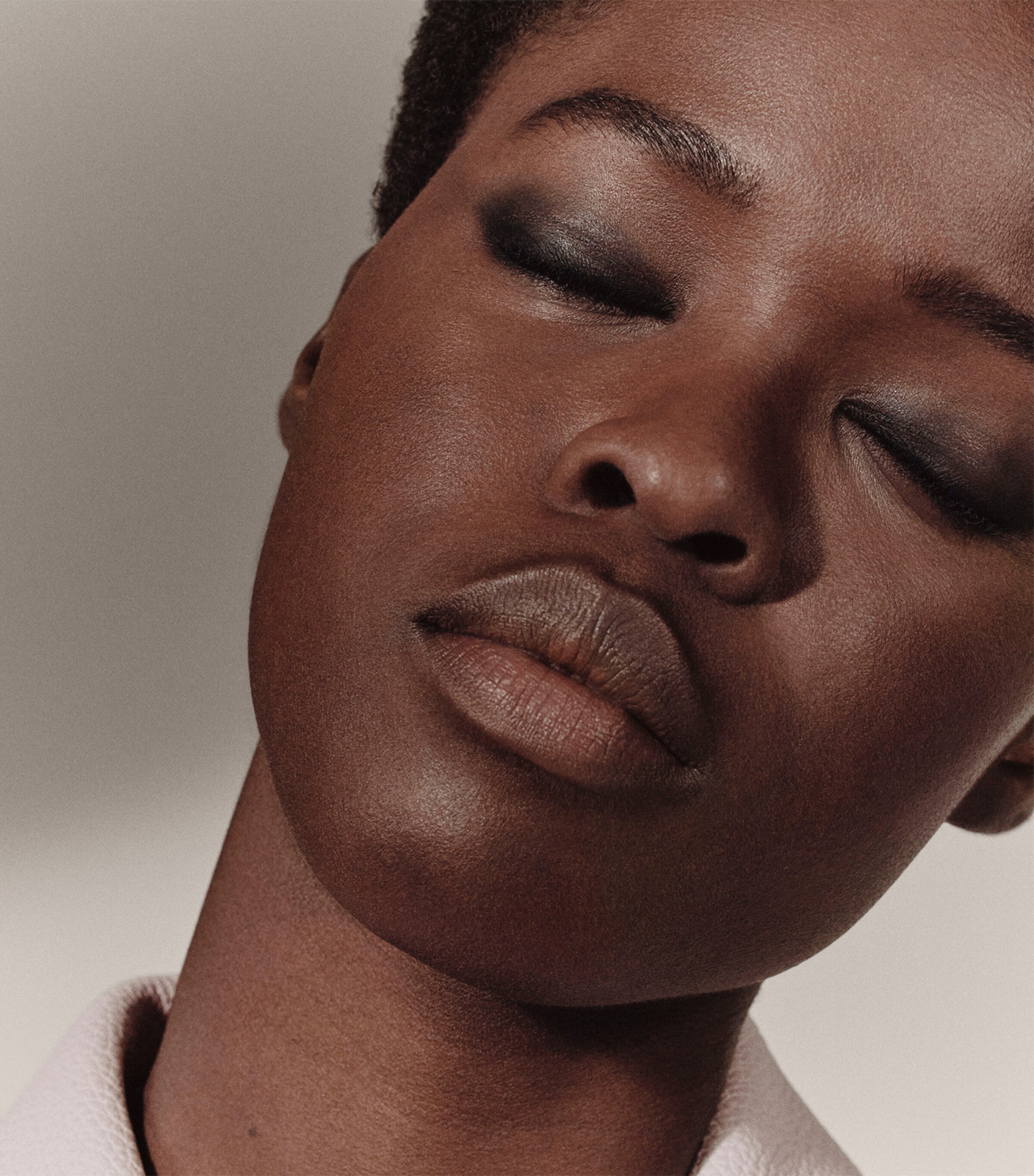 Trait d'Hermès Eye Color Pencil  99 NOIR FUSAIN X3 Image 5