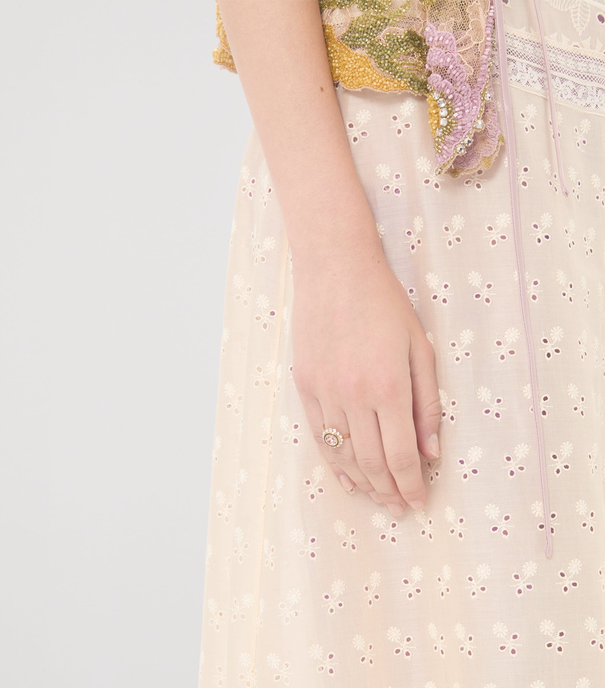 Vlogo Signature Crystal Ring BUE Image 2