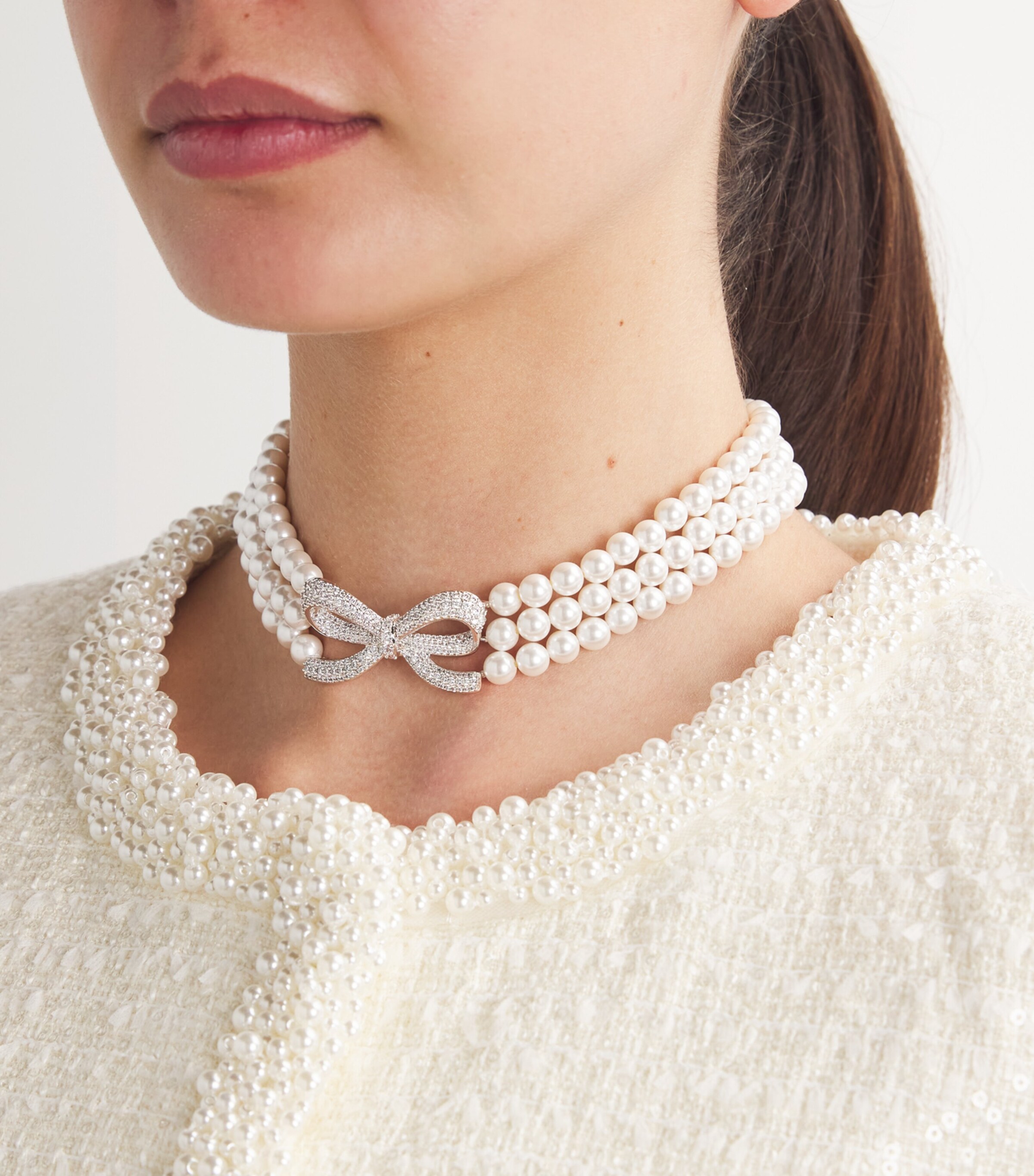 bow choker
