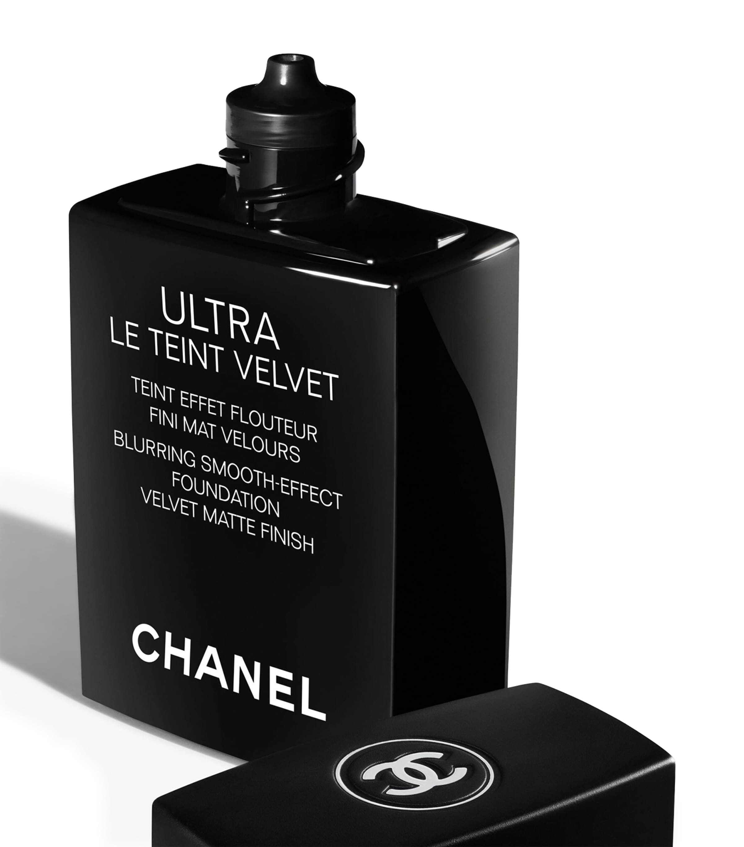 CHANEL ULTRA LE TEINT VELVET Blurring Smooth-Effect Foundation | Make-up | Face | Foundations CHANEL ULTRA LE TEINT VELVET Blurring Smooth-Effect Foundation | Make-up | Face | Foundations