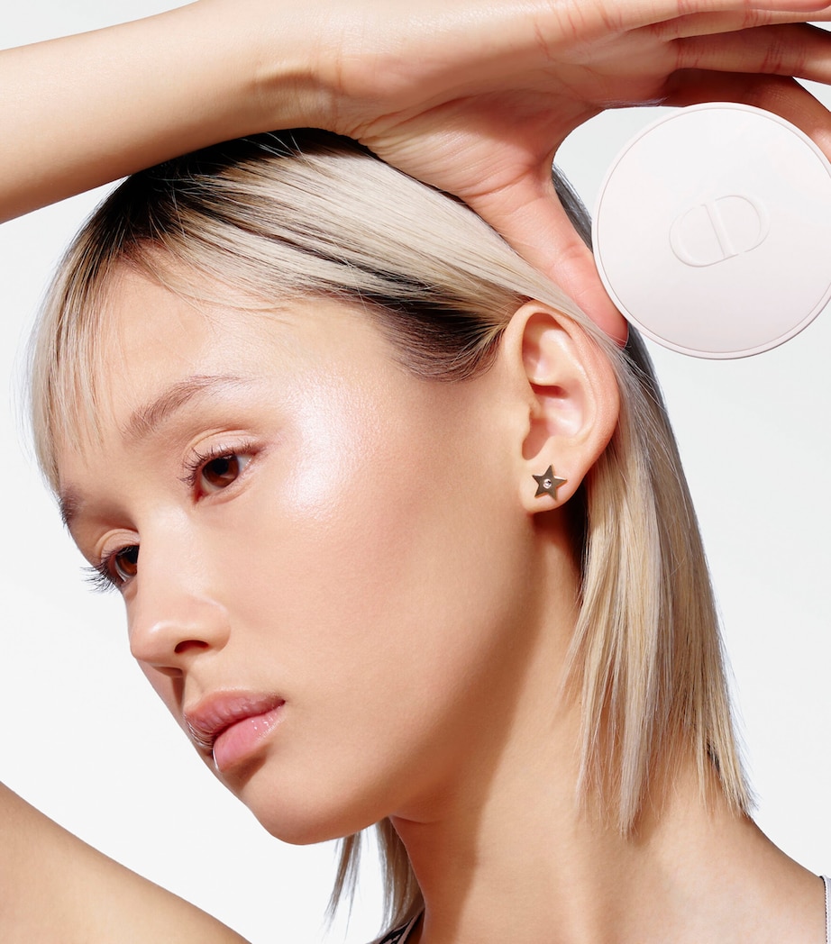 Diorsnow UV Shield Cushion Foundation Refill SPF 50+ WHITE Image 2