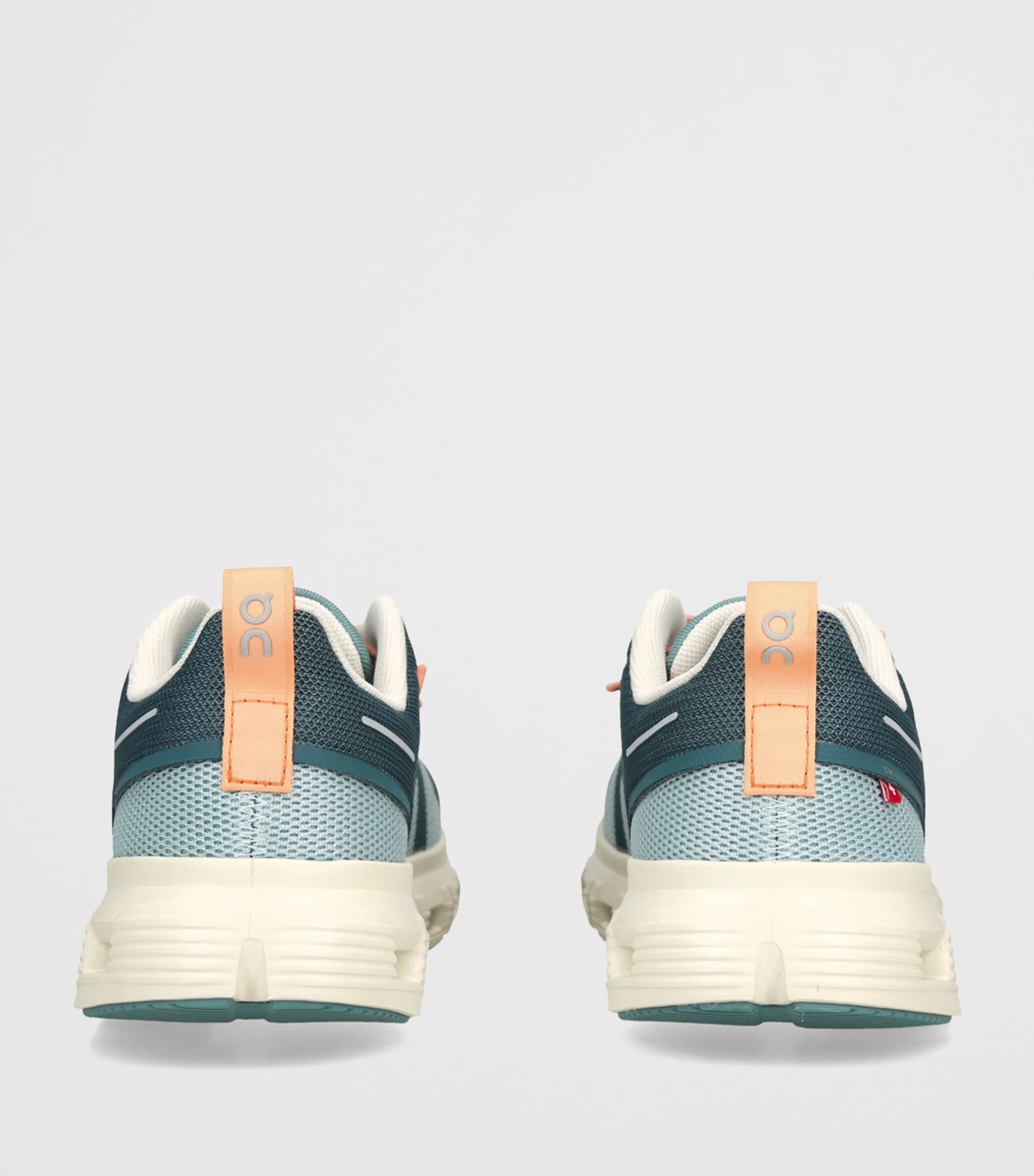 ON Running Cloud Sky 2 Trainers Green Oth Image 4