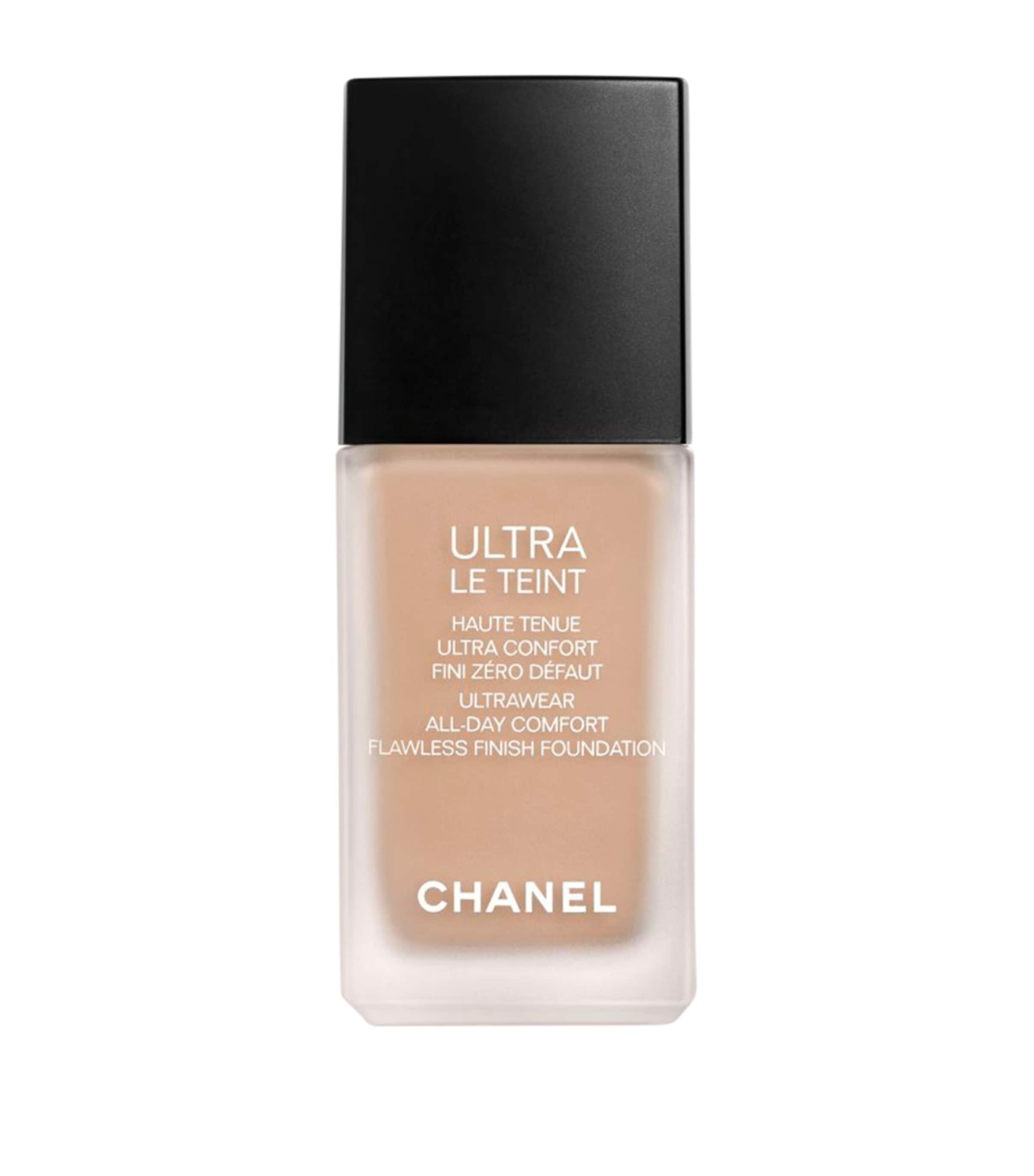 Shop Chanel Ultra Le Teint Ultrawear - All-day Comfort - Flawless Finish Foundation In Neutral