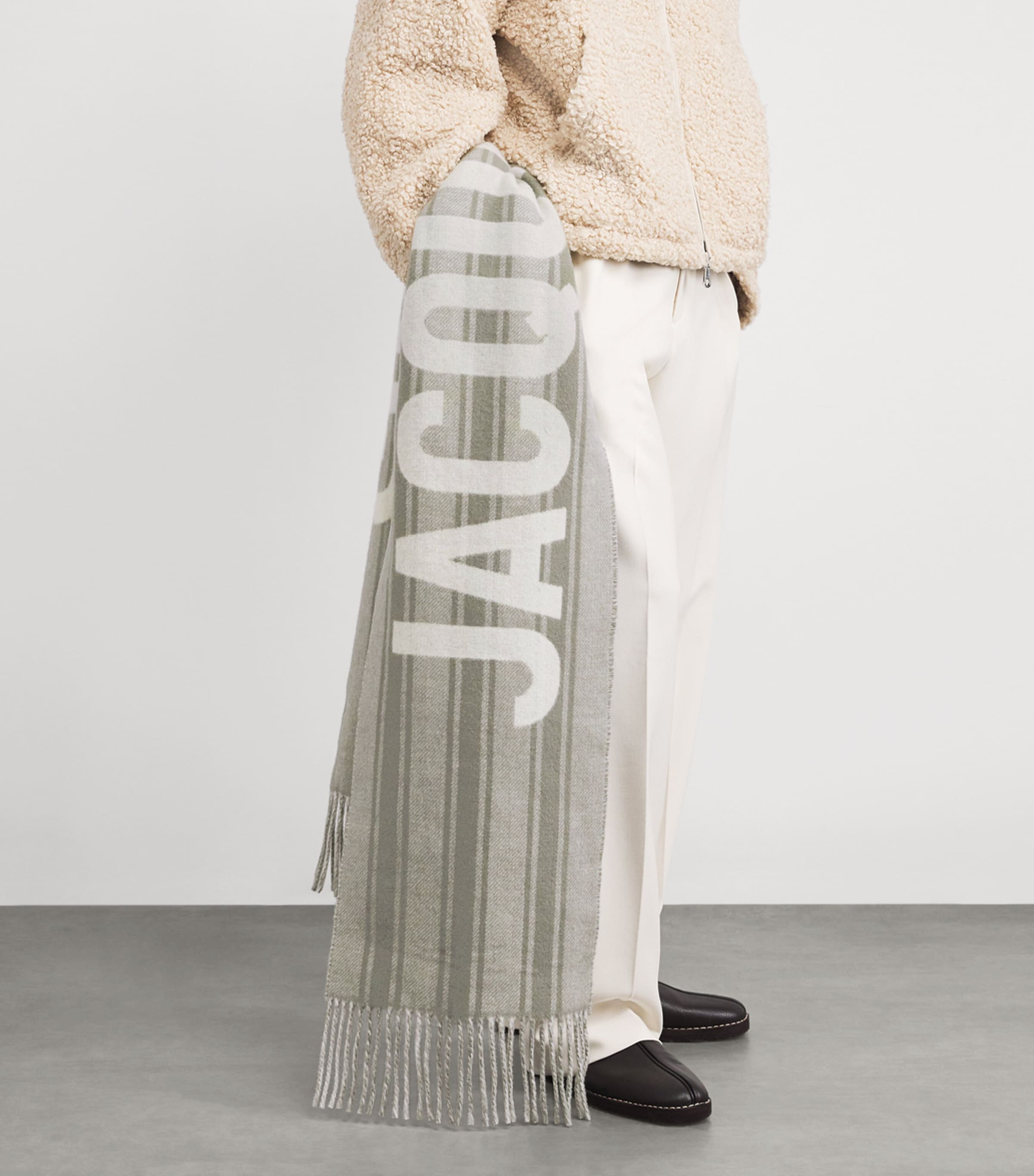 Virgin Wool Logo Scarf JCQRD BSINESS ST-5BJ Image 3