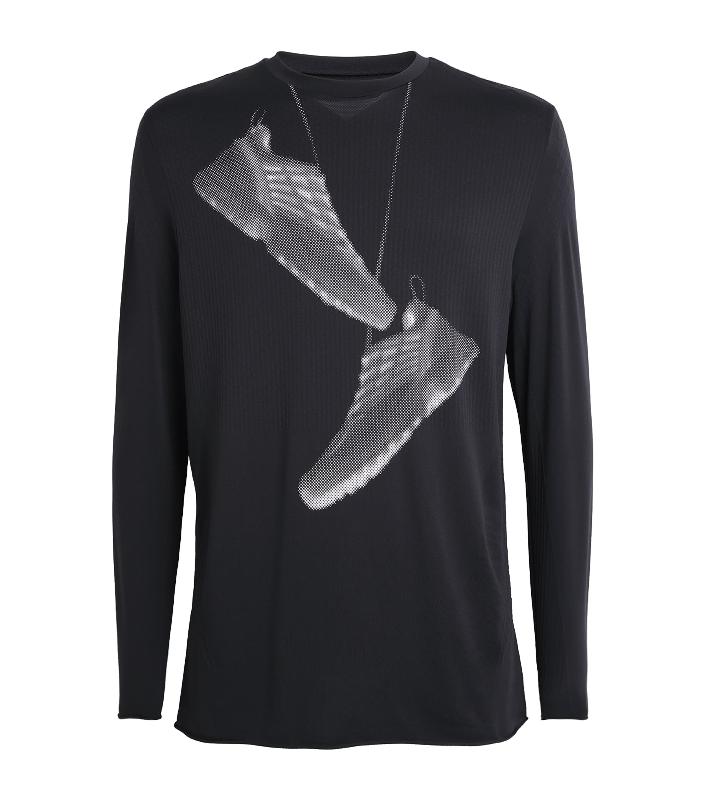 MM6 Maison Margiela x Salomon Sneaker Print Seamless T-Shirt | Men Clothing | T-Shirts | Printed T-Shirts | Sportswear | Sports Tops | Designers | Maison Margiela | MM6 Maison Margiela