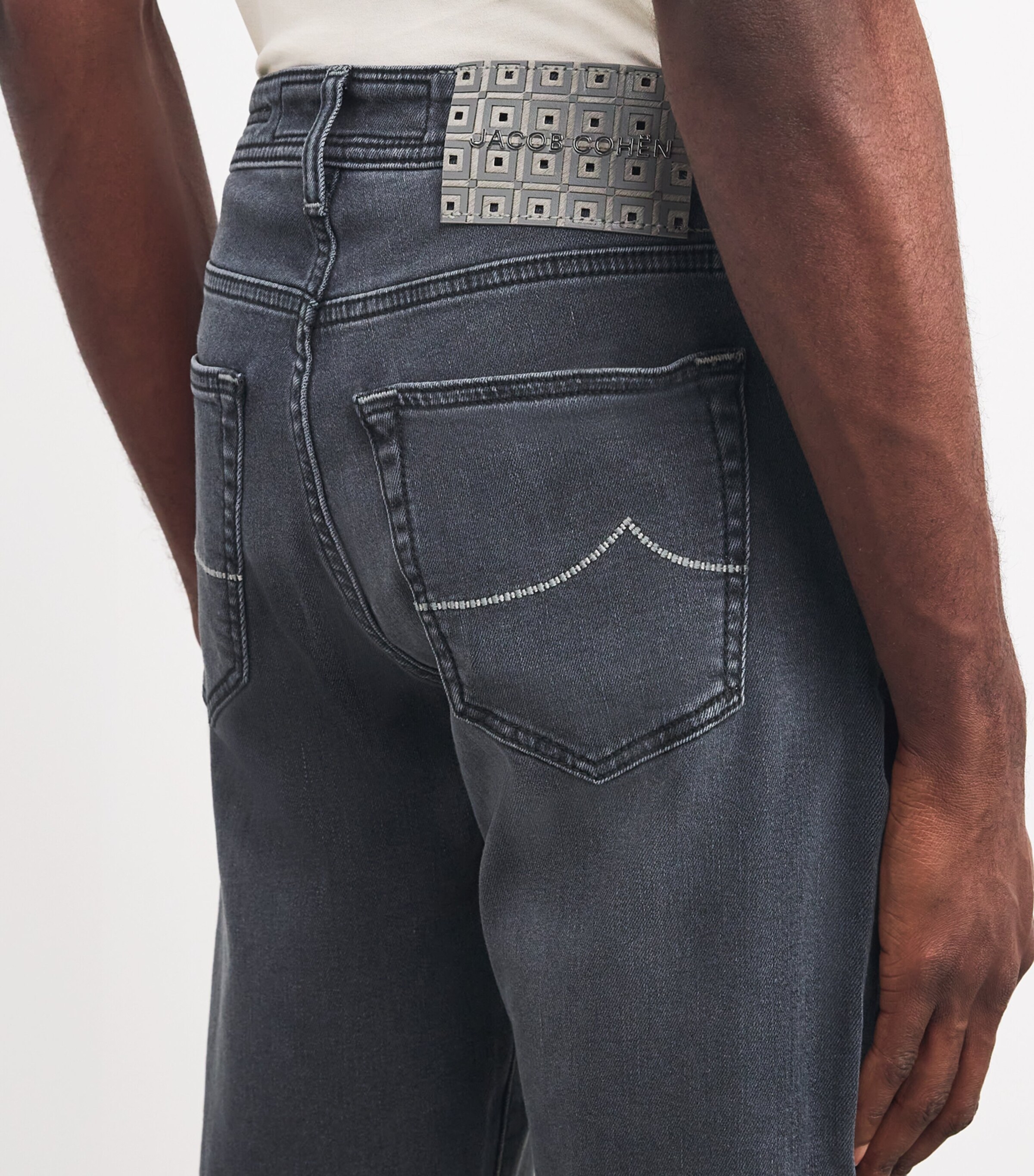 JACOB COHËN Mens Bard Slim Jeans Image 6