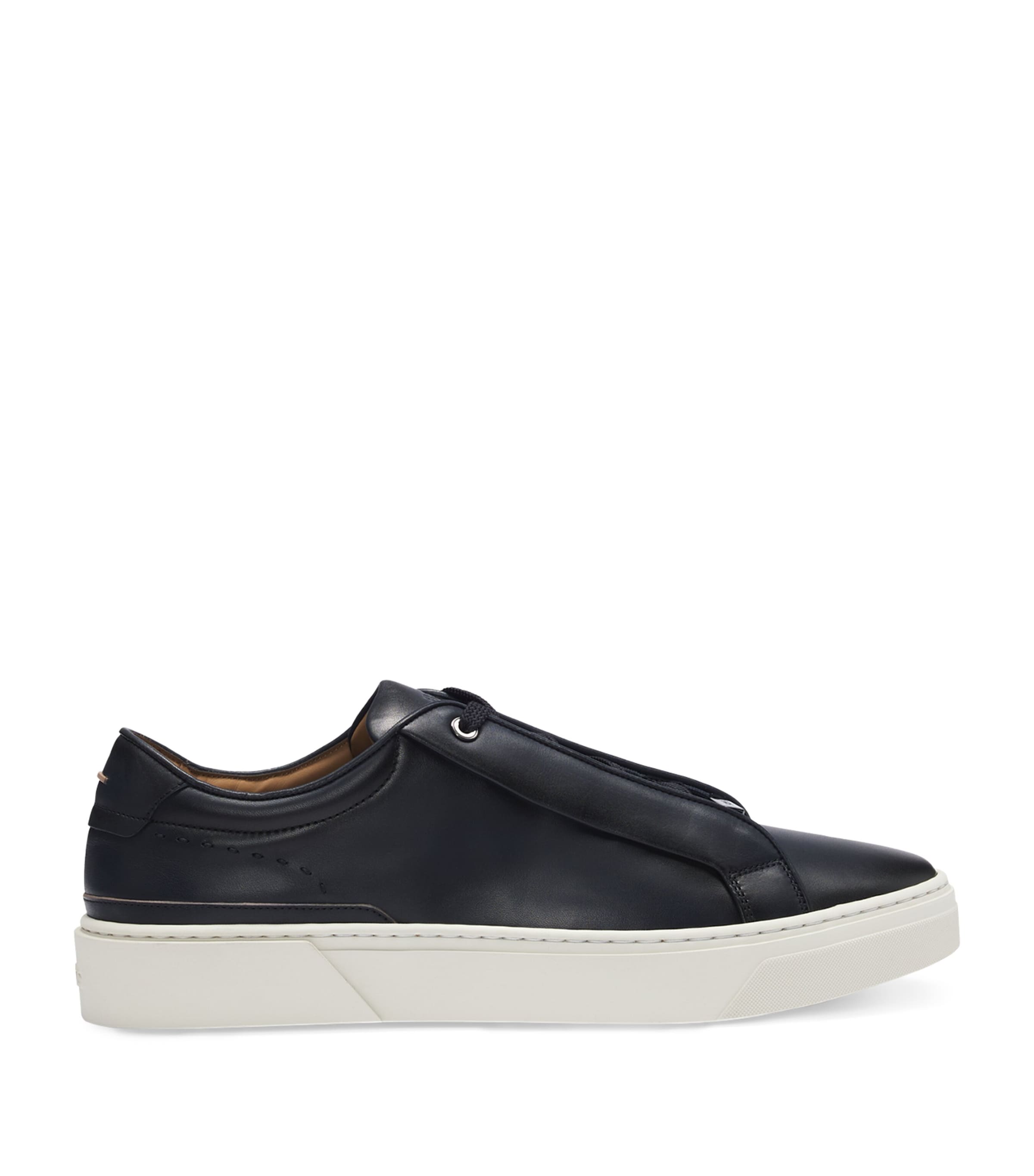 Hugo Boss Gary Low-top Trainers In Burnished Leather In Blue
