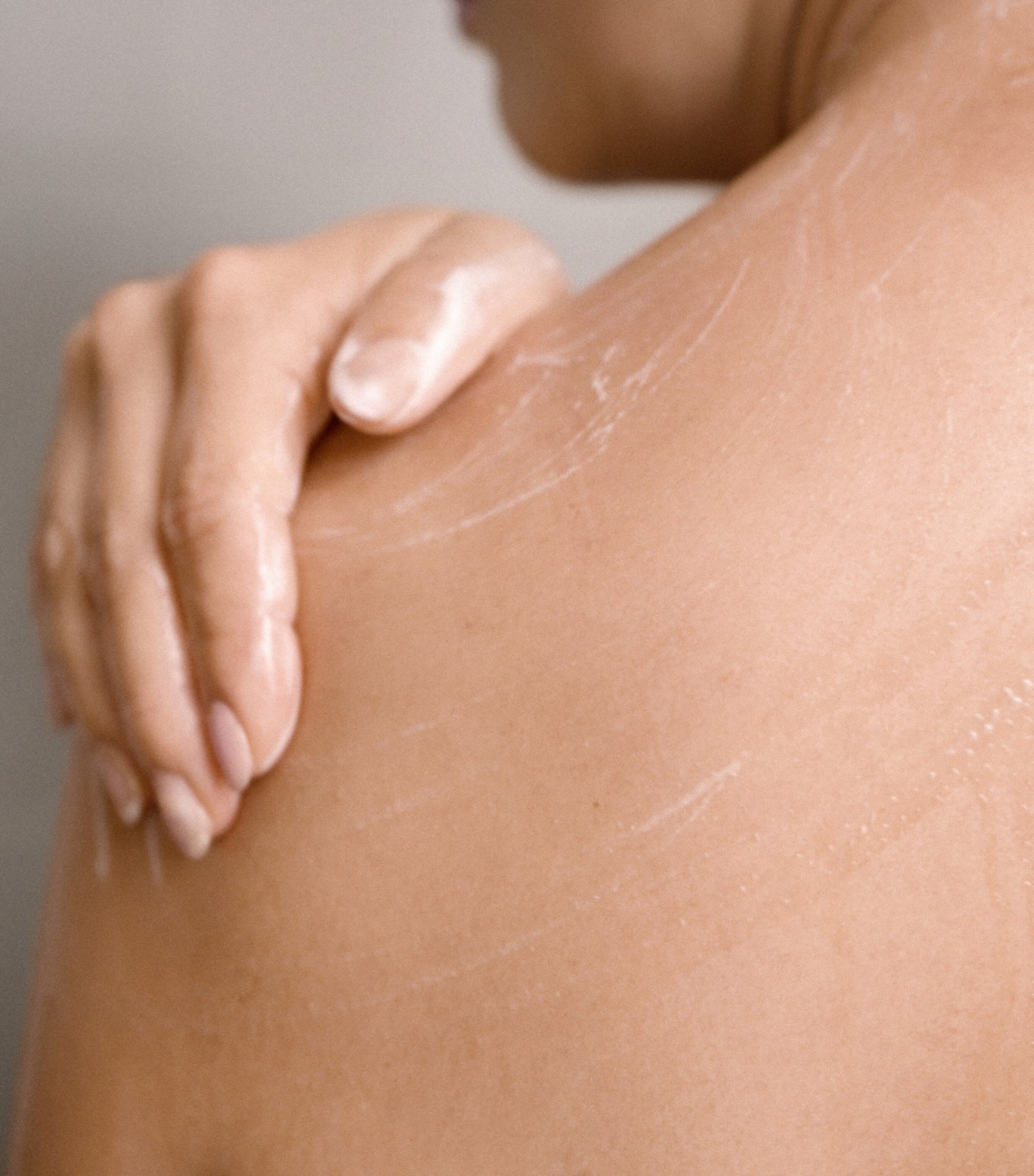 Lily Jasmine Hand & Body Wash (300ml) NO COLOUR Image 4