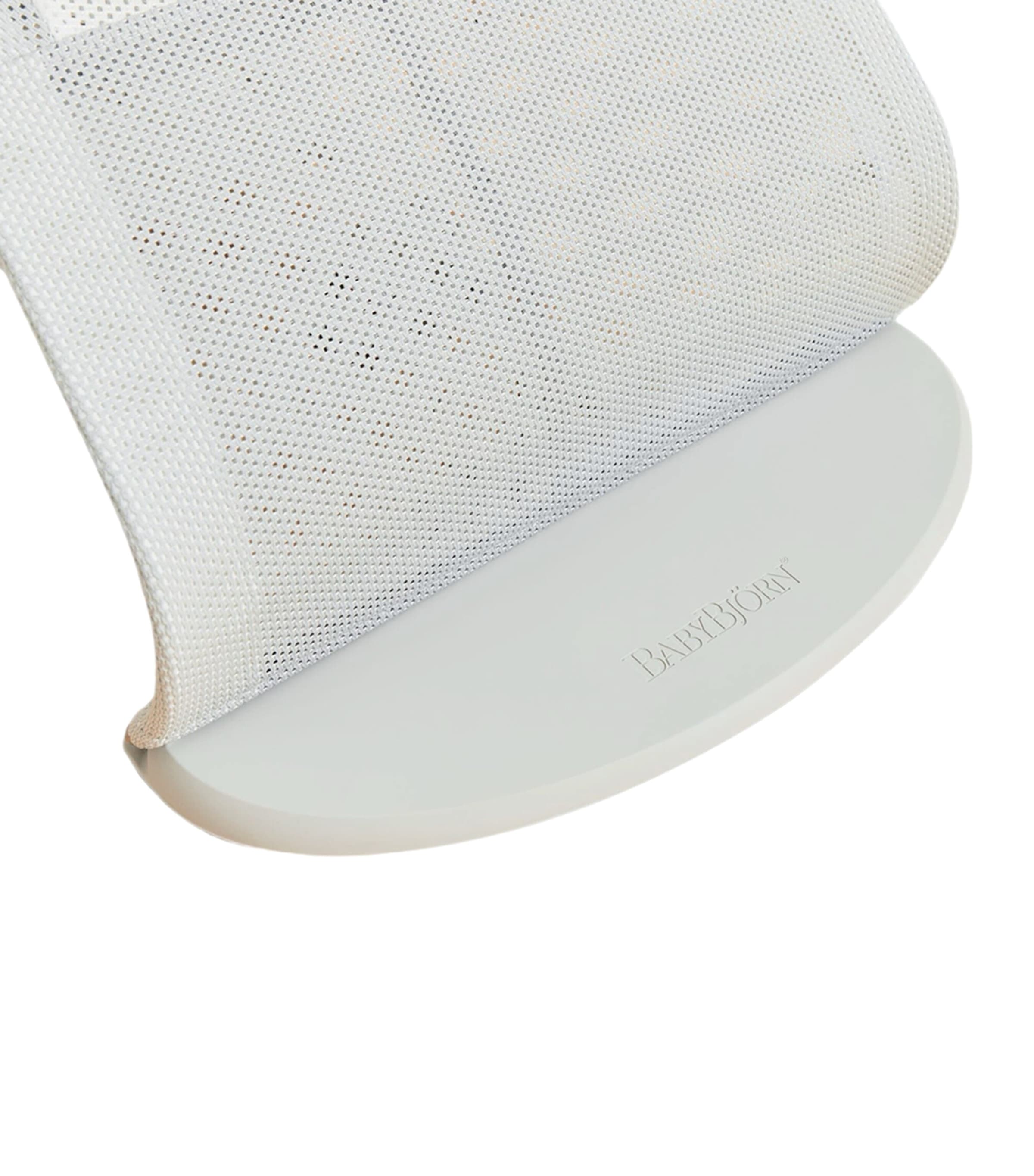 3D Mesh Bliss Baby Bouncer SILVER/WHITE Image 2