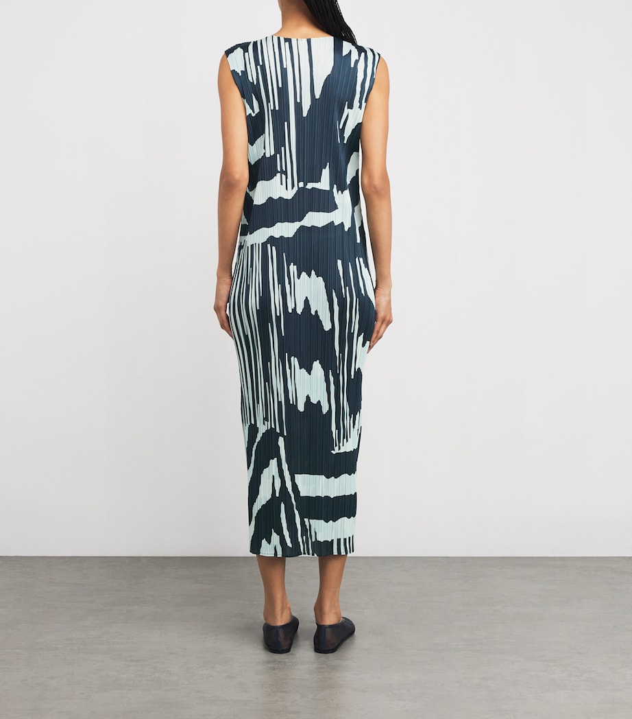 Pleated Refraction Midi Dress 77 Image 3