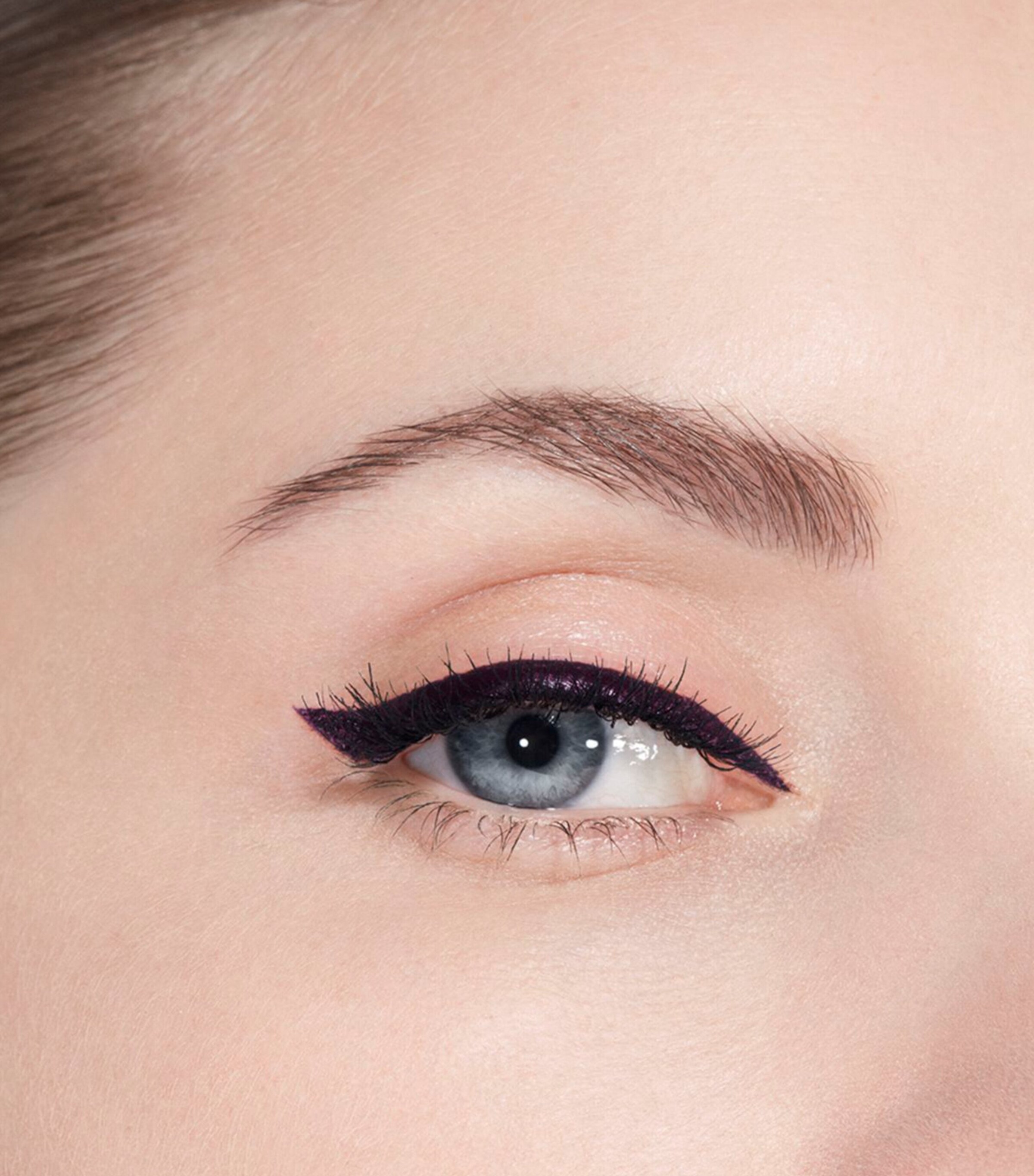 CHANEL LE LINER DE CHANEL High Precision Waterproof Liquid Eyeliner Prune Mysterieux Image 5