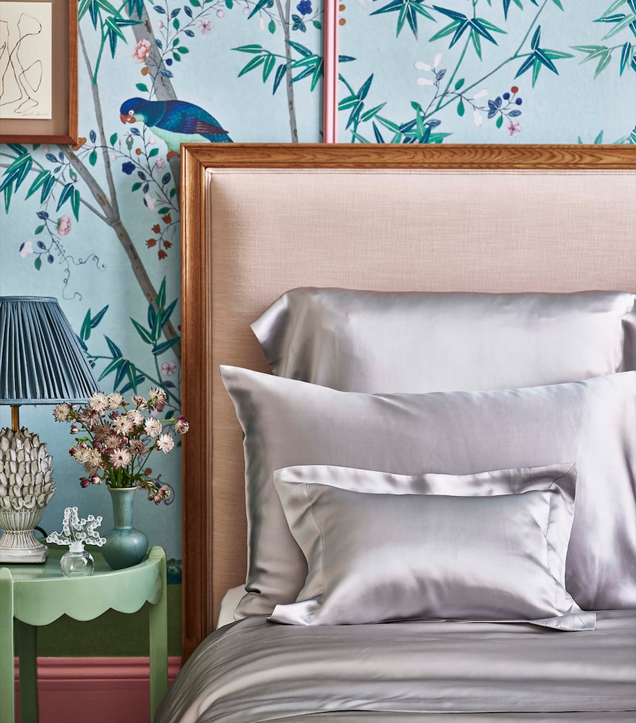 Silk Boudoir Pillowcase (30cm x 40cm) SILVER GREY Image 3