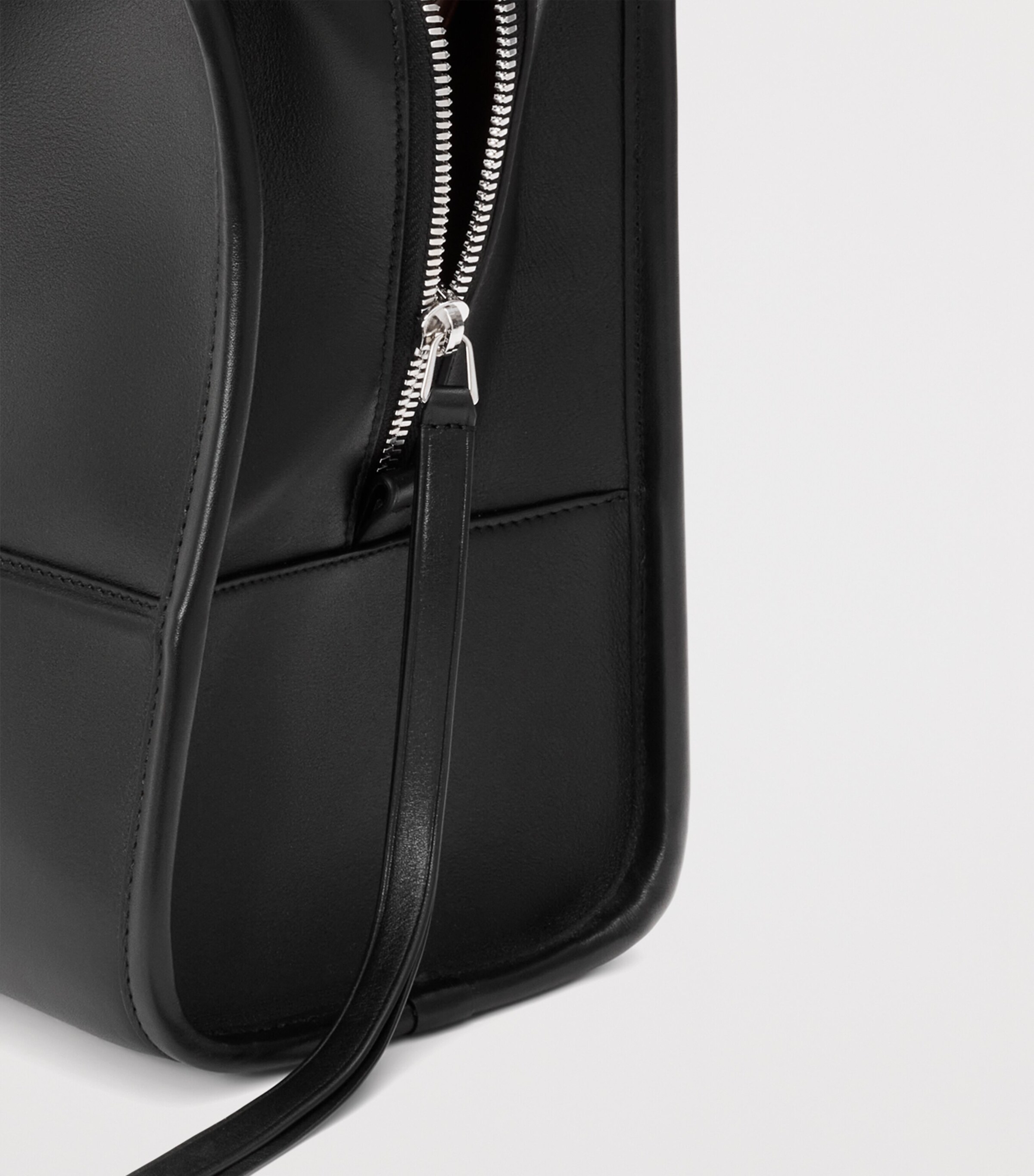 LOEWE Large Leather Amazona 180 Shoulder Bag Black Image 9