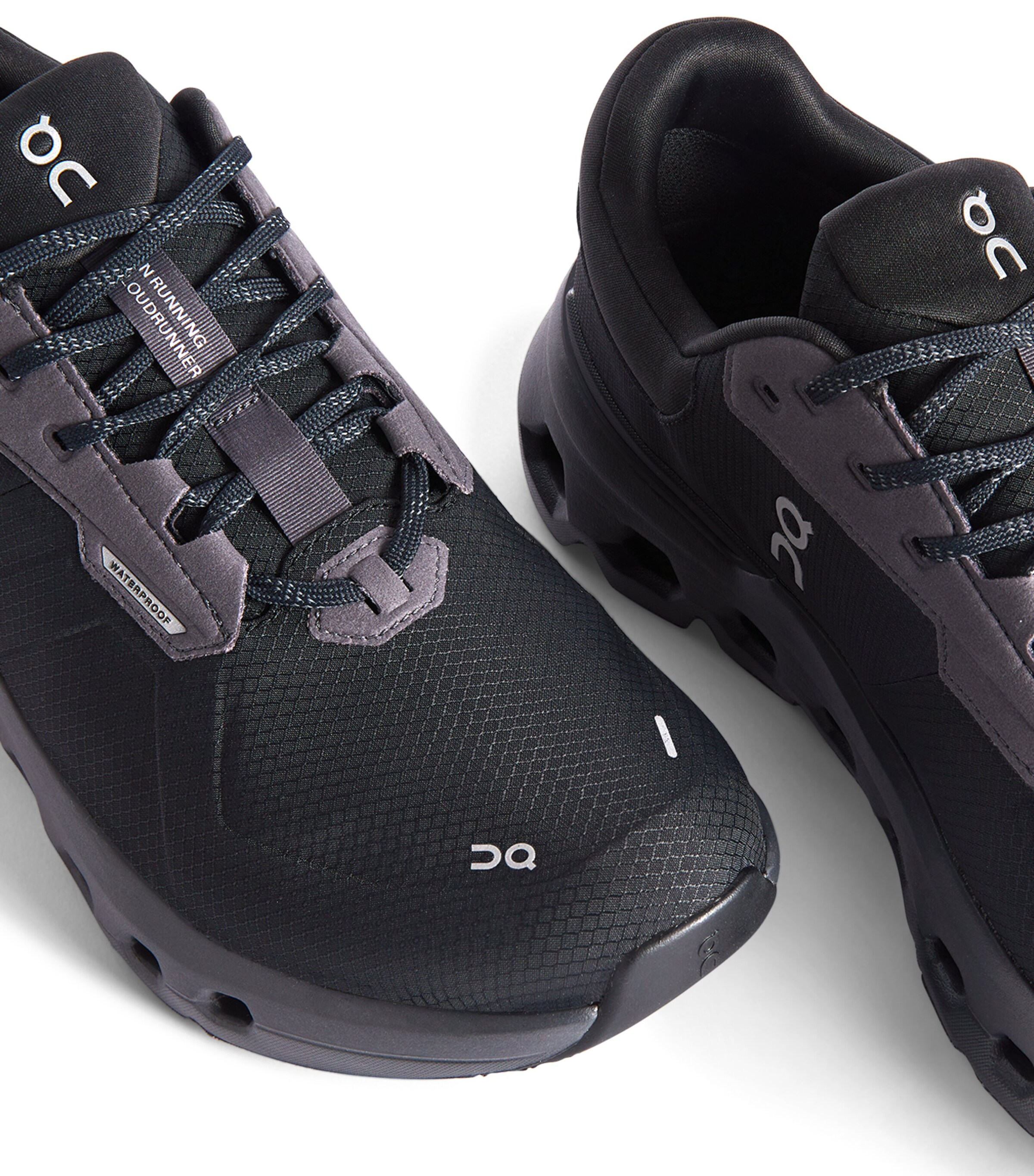 Waterproof Cloudrunner 2 Trainers MAGNET | BLACK Image 7