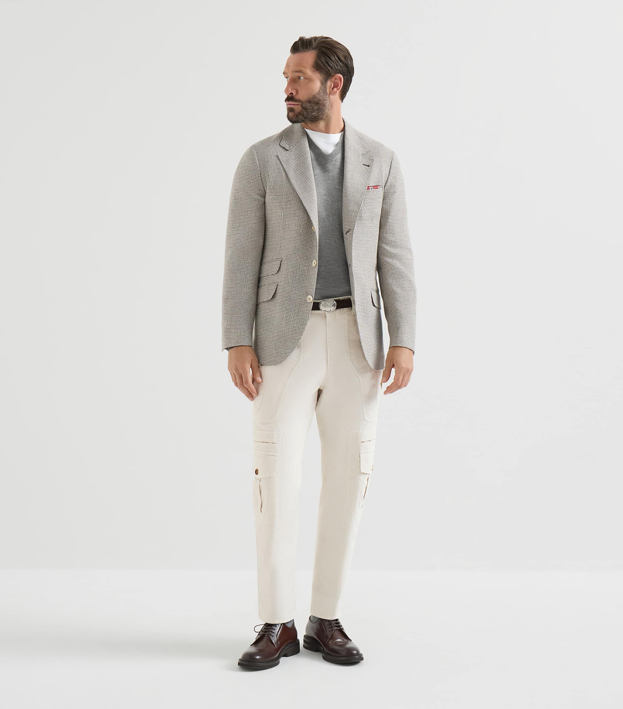 Brunello Cucinelli Mens Cashmere-Silk V-Neck Sweater Image 2