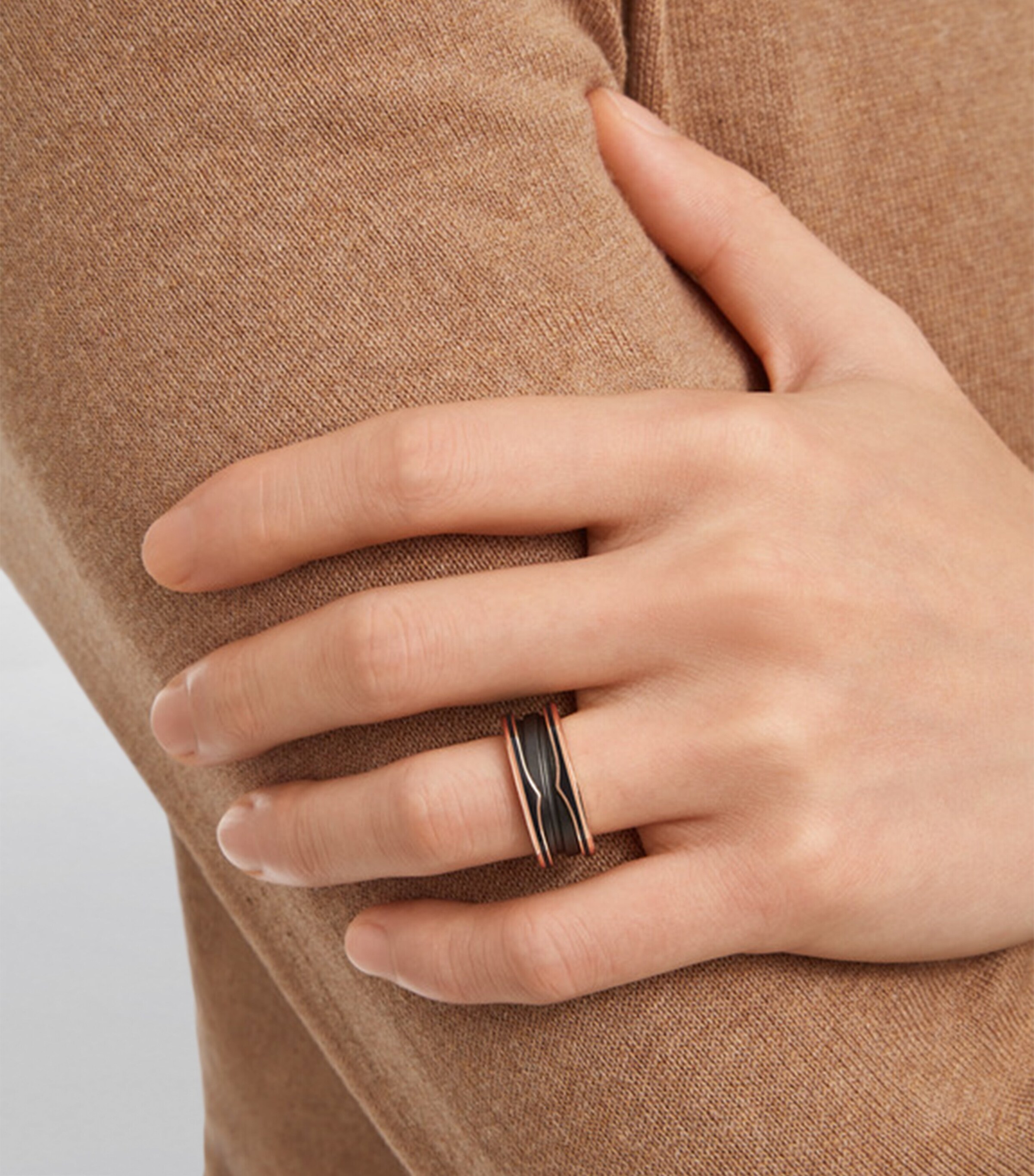Rose Gold and Black Ceramic B.zero1 Two-Band Ring PINK GOLD Image 8