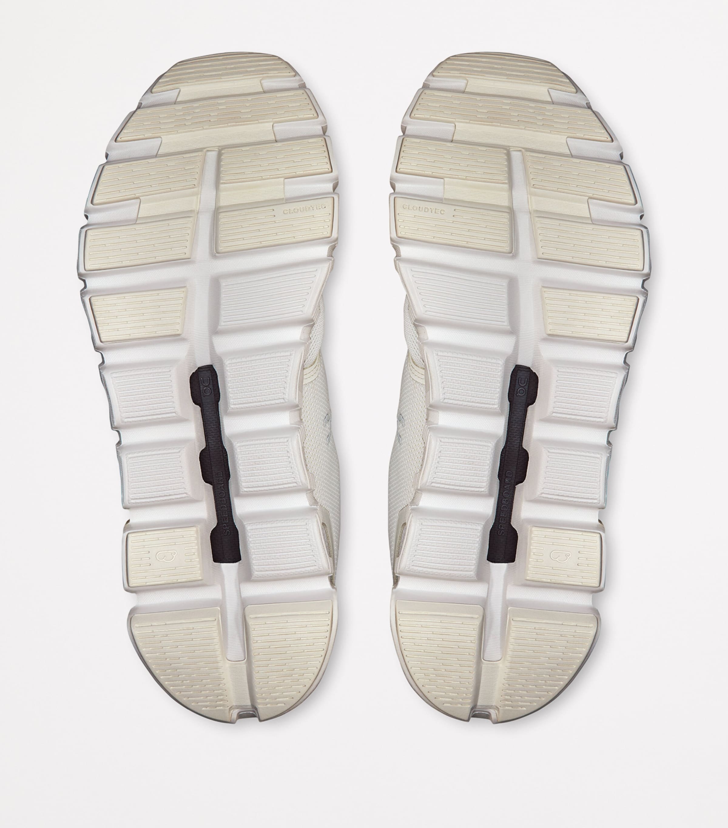 On Cloud 6 Trainers White/white Image 4