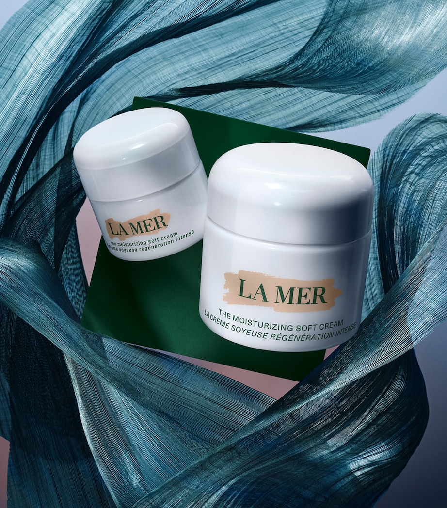 La Mer Moisturising Soft Cream Hydration Gift Set Image 2