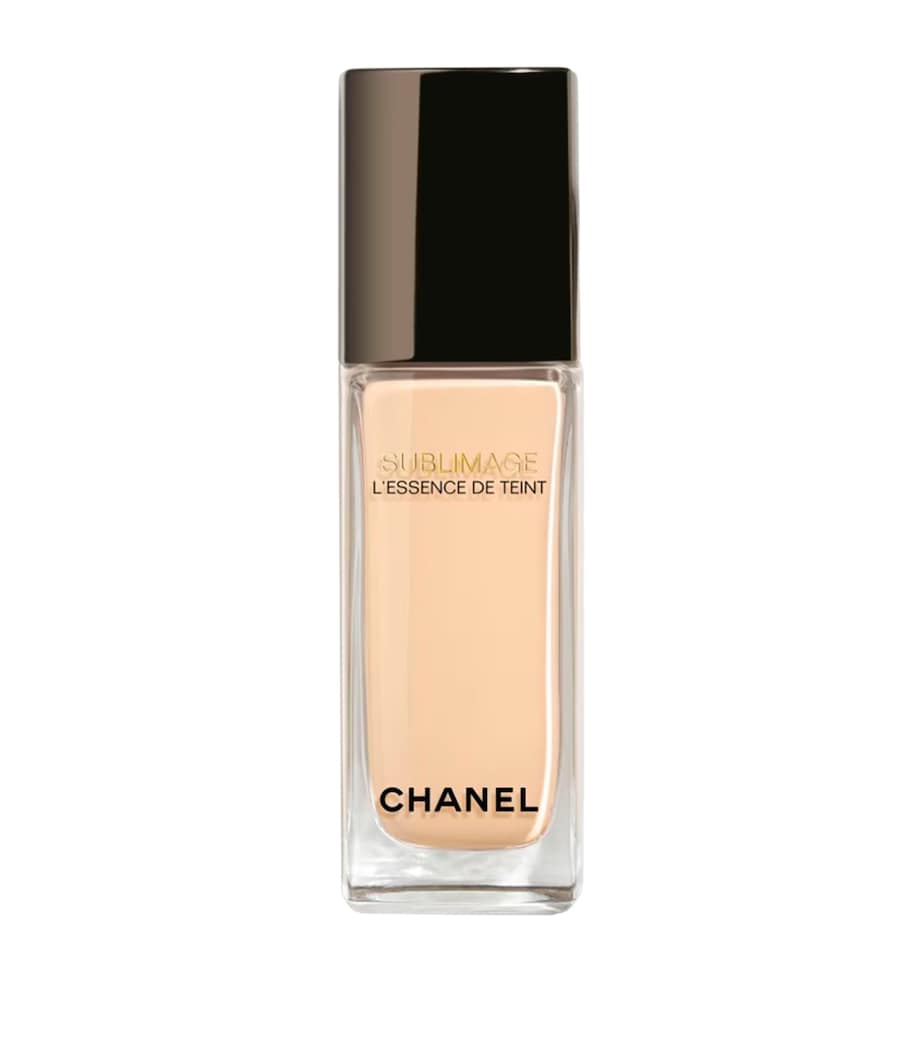 CHANEL SUBLIMAGE L'ESSENCE DE TEINT Ultimate Radiance-Generating Serum Foundation Image 1
