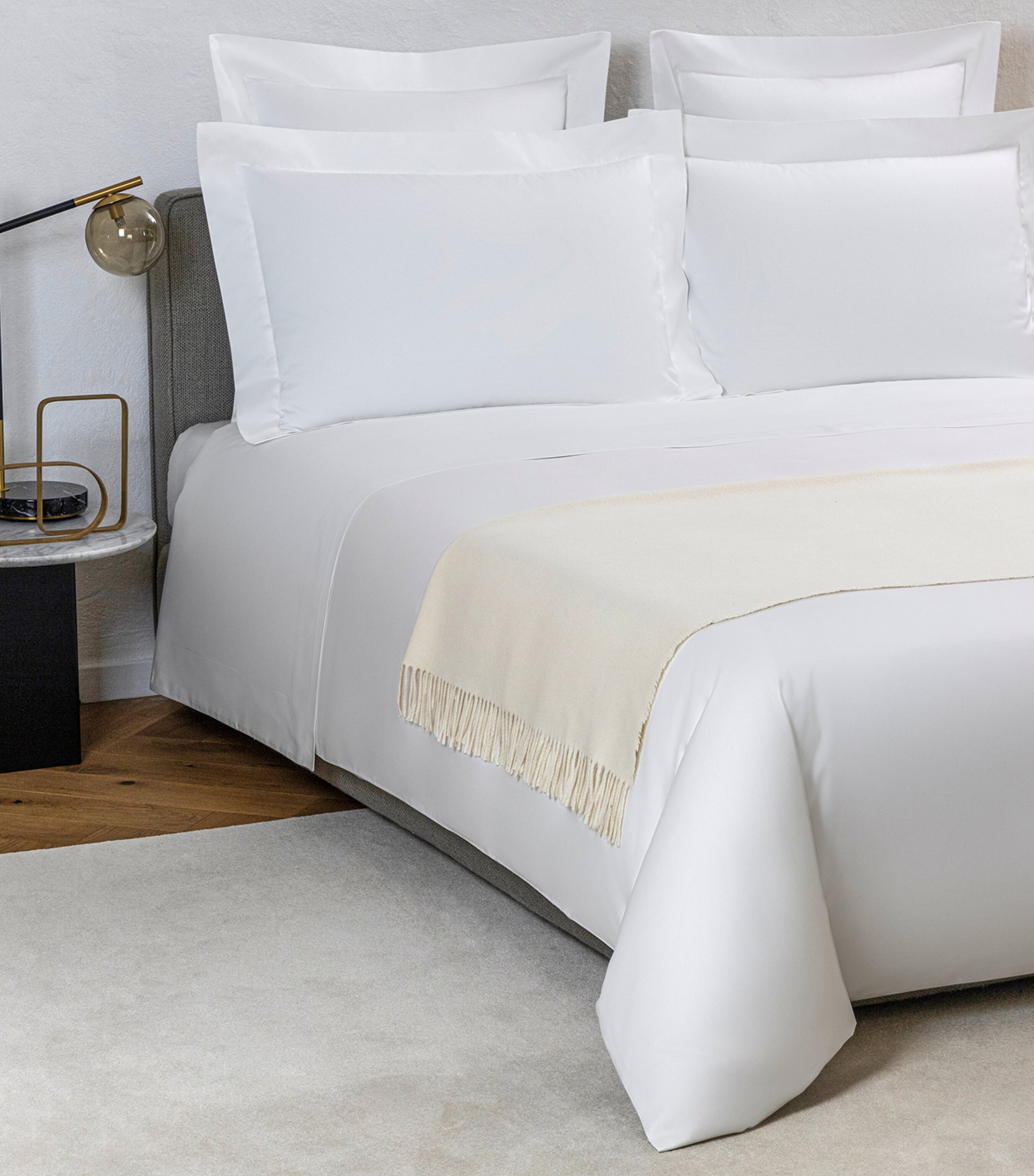 Frette Pure Cashmere Throw (130cm x 185cm) Milk Image 2