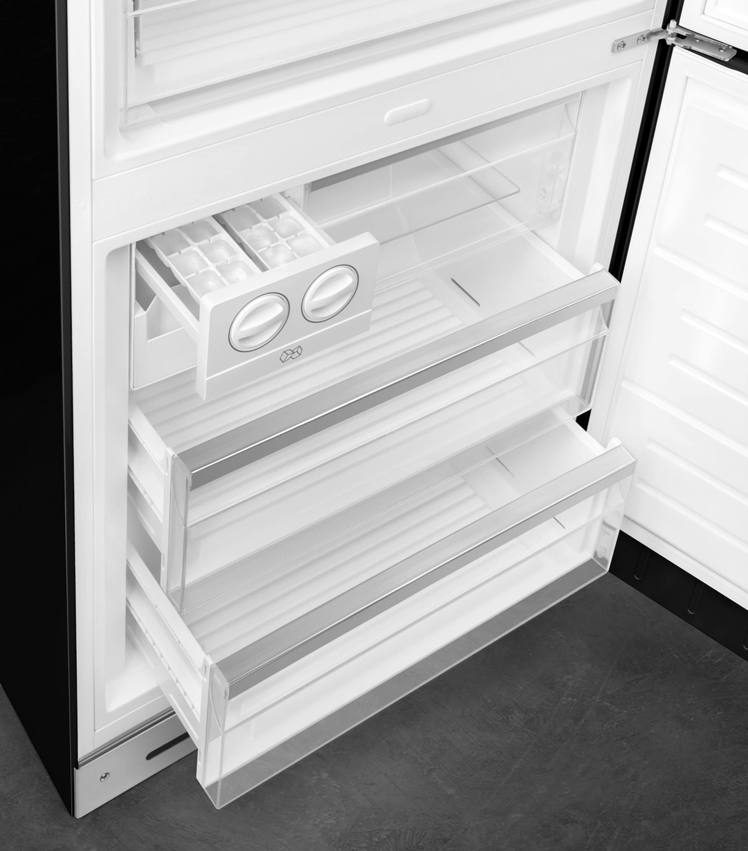FAB38 Fridge BLACK Image 7