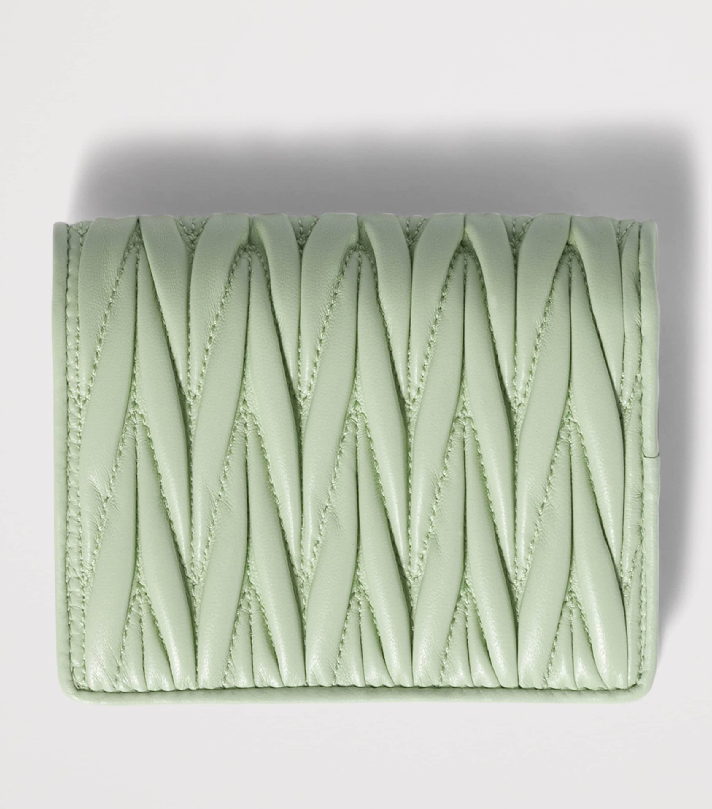 Small Leather Matelassé Wallet F0934 Image 3