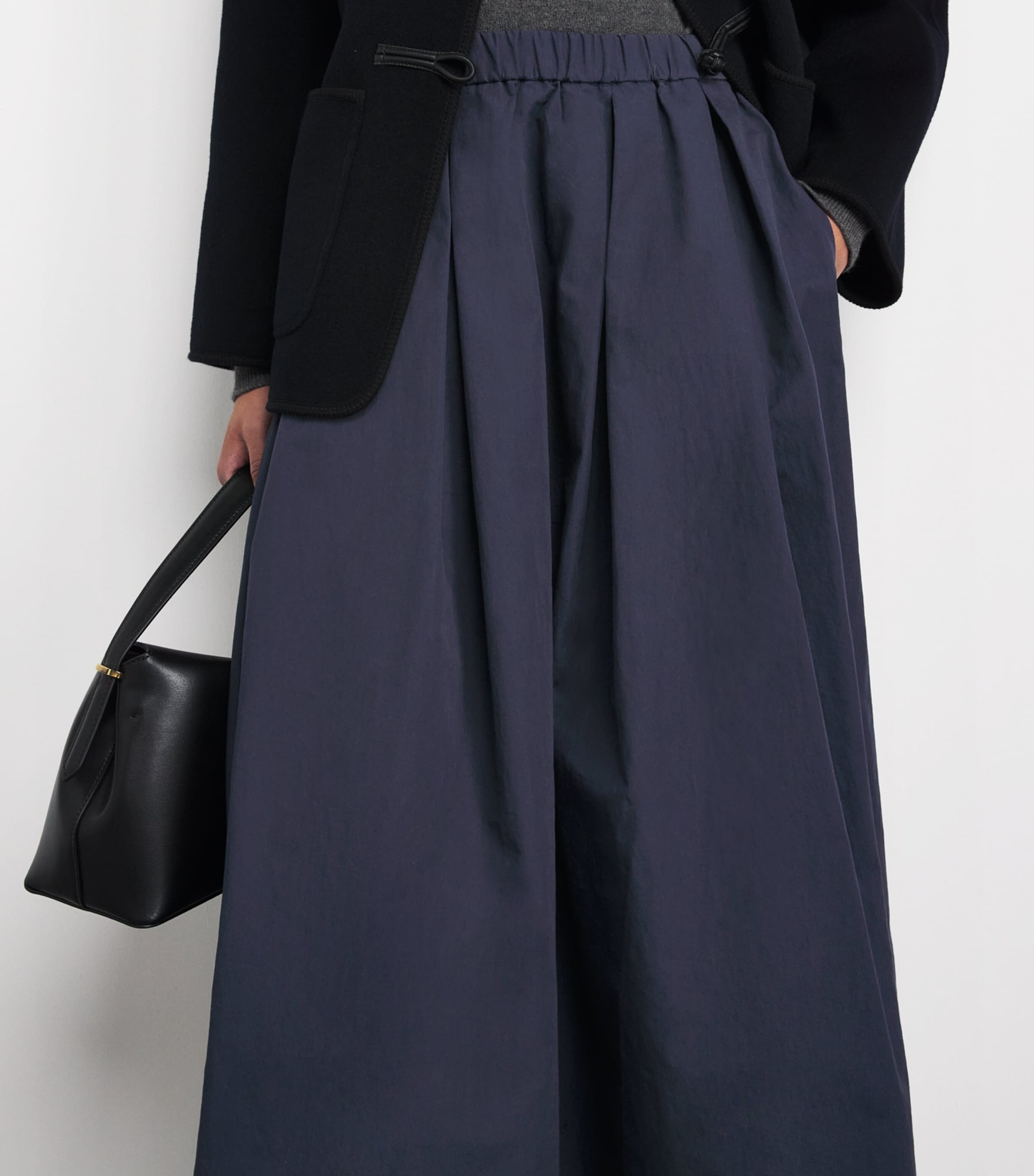 Stylein Womens Cotton-Blend Sorina Midi Skirt Midnight Image 3