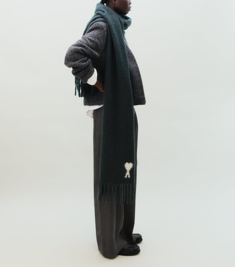 AMI Paris Ami de Coeur Fringe Scarf Vert Bouteille Image 3
