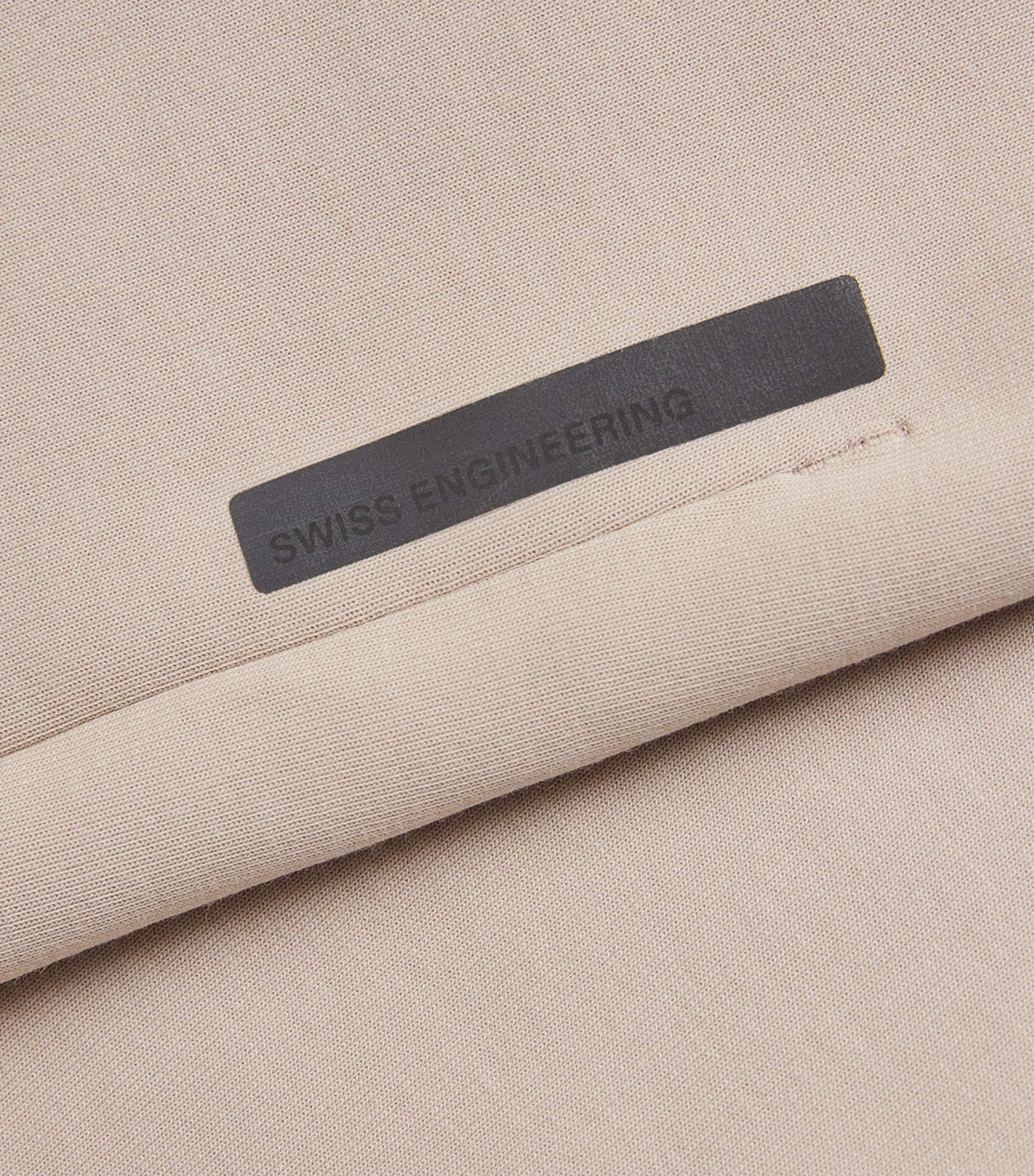 Focus Tech Sweatshirt DESERT Image 5