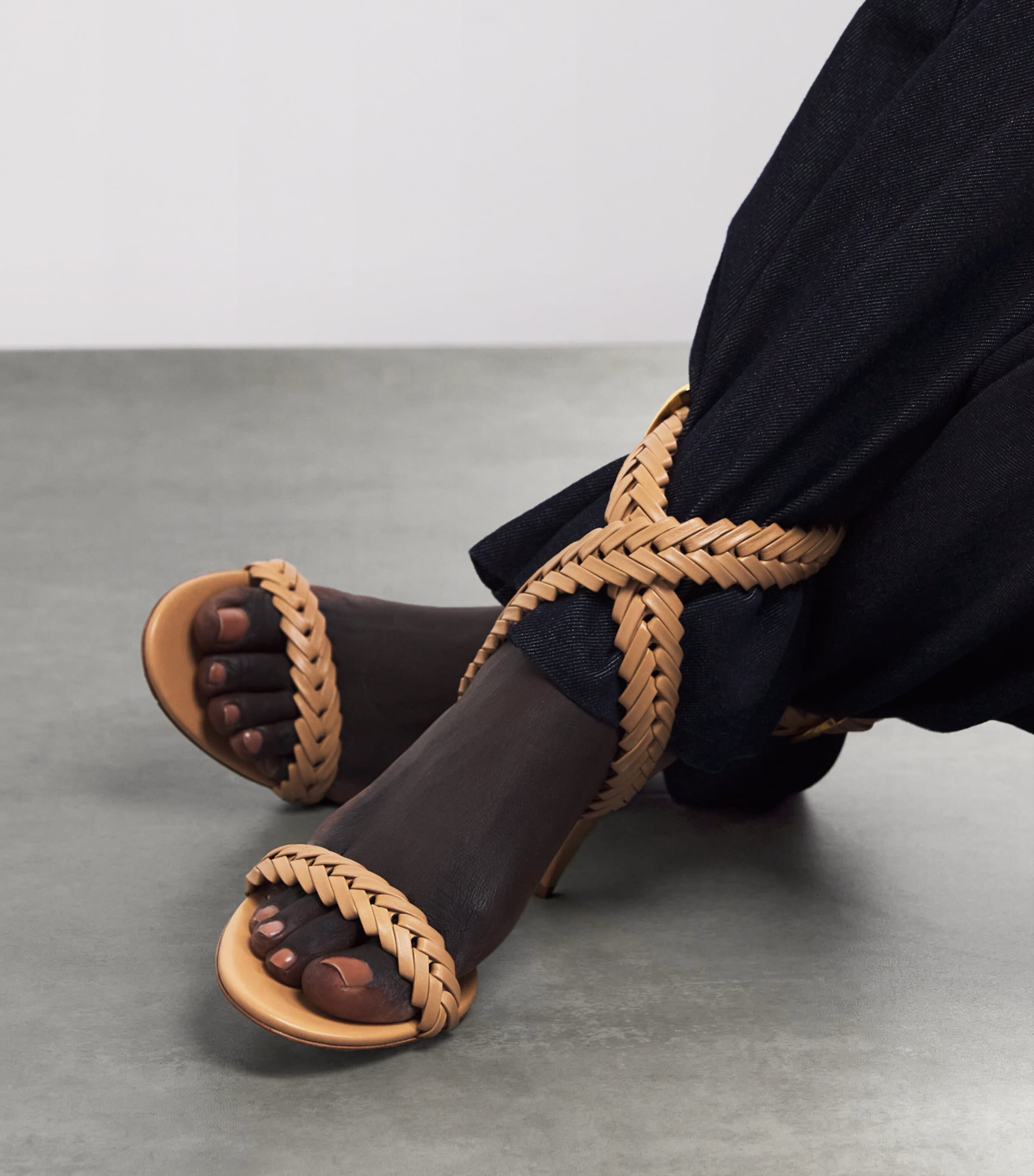 Calf Leather Helix Sandals 75 BEIGE Image 2