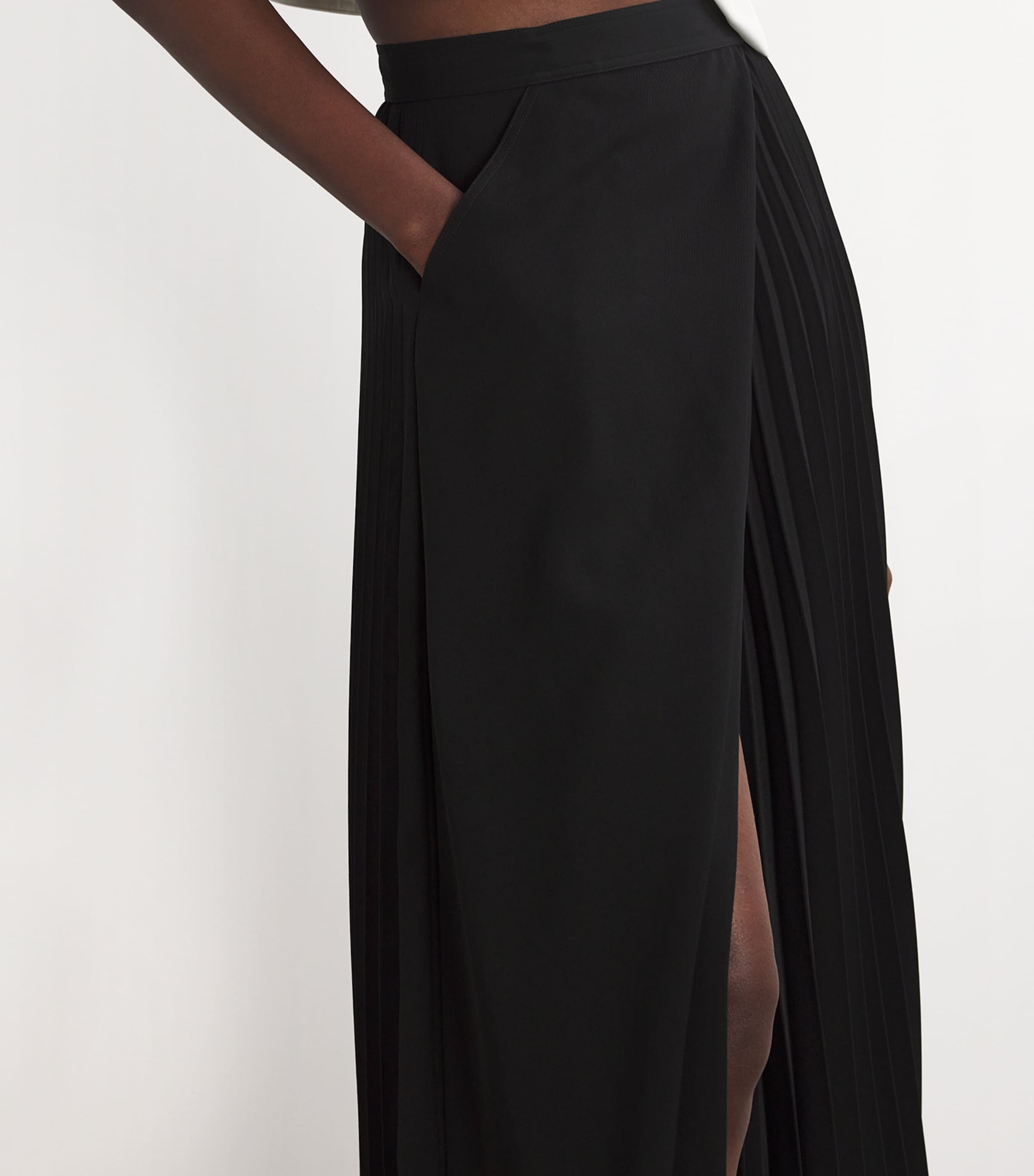 Pleated Maxi Skirt BLACK Image 6