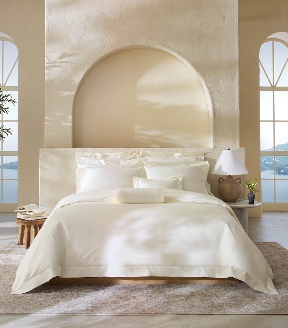 Pratesi Angel Luxe King Flat Sheet (275cm x 275cm) Ivory Image 2